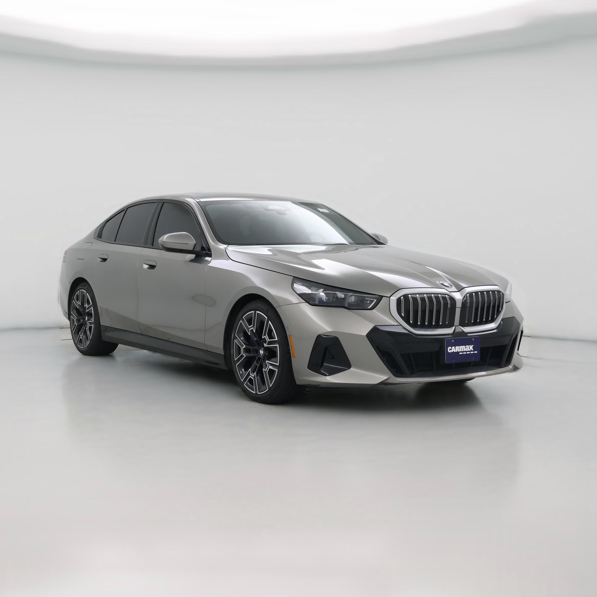 Thumbnail: 2024 BMW 5 Series - 1
