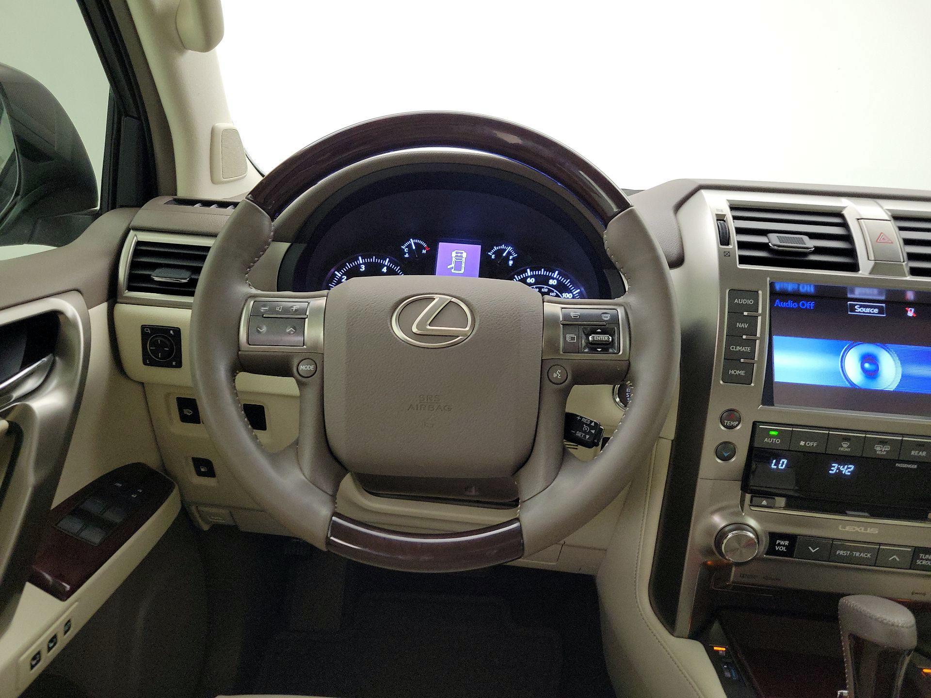 Thumbnail: 2019 Lexus GX - 10