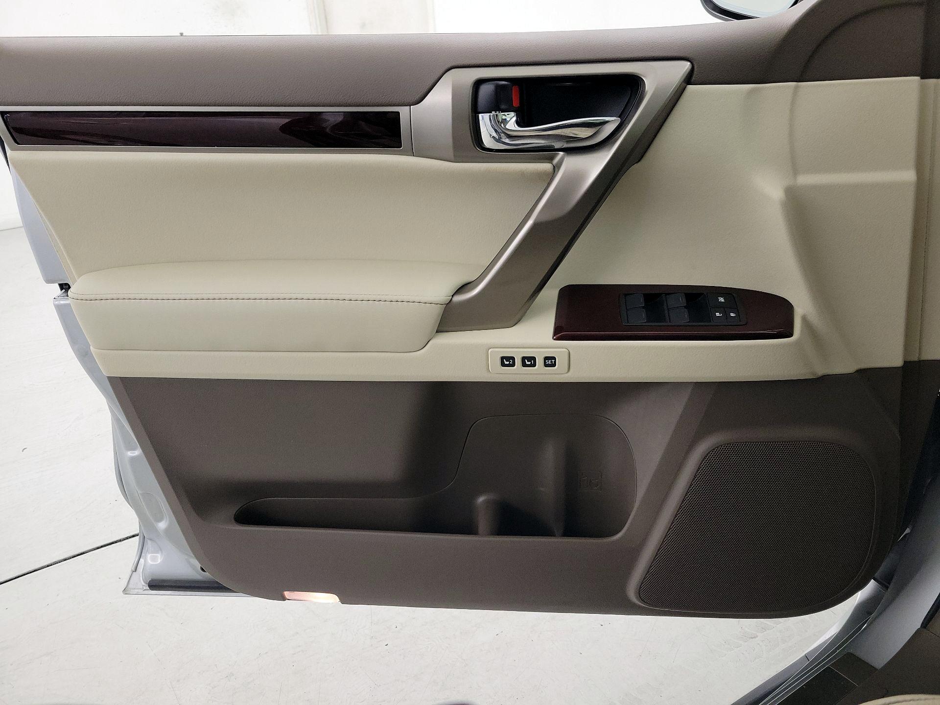 Thumbnail: 2019 Lexus GX - 12