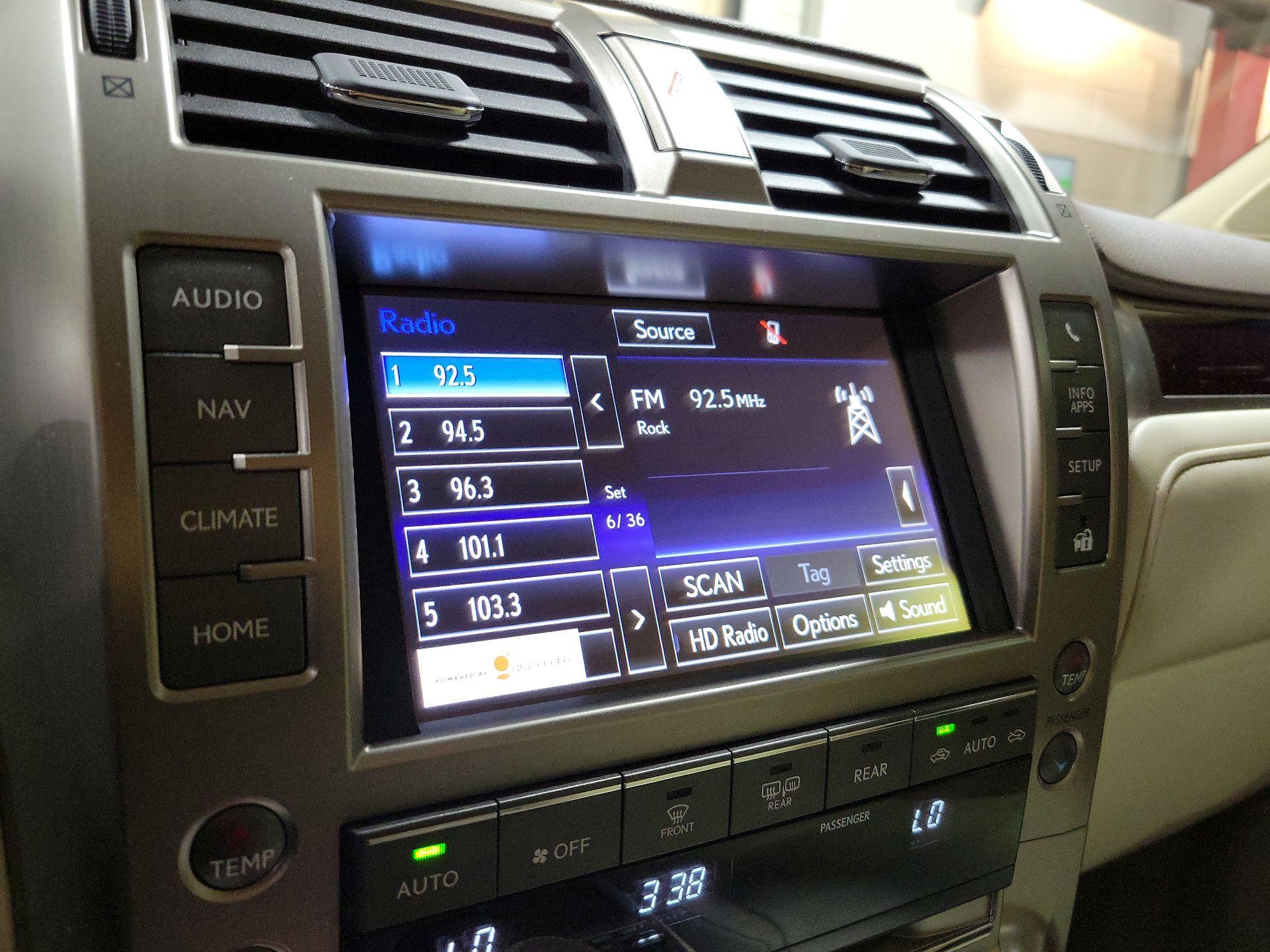 Thumbnail: 2019 Lexus GX - 16
