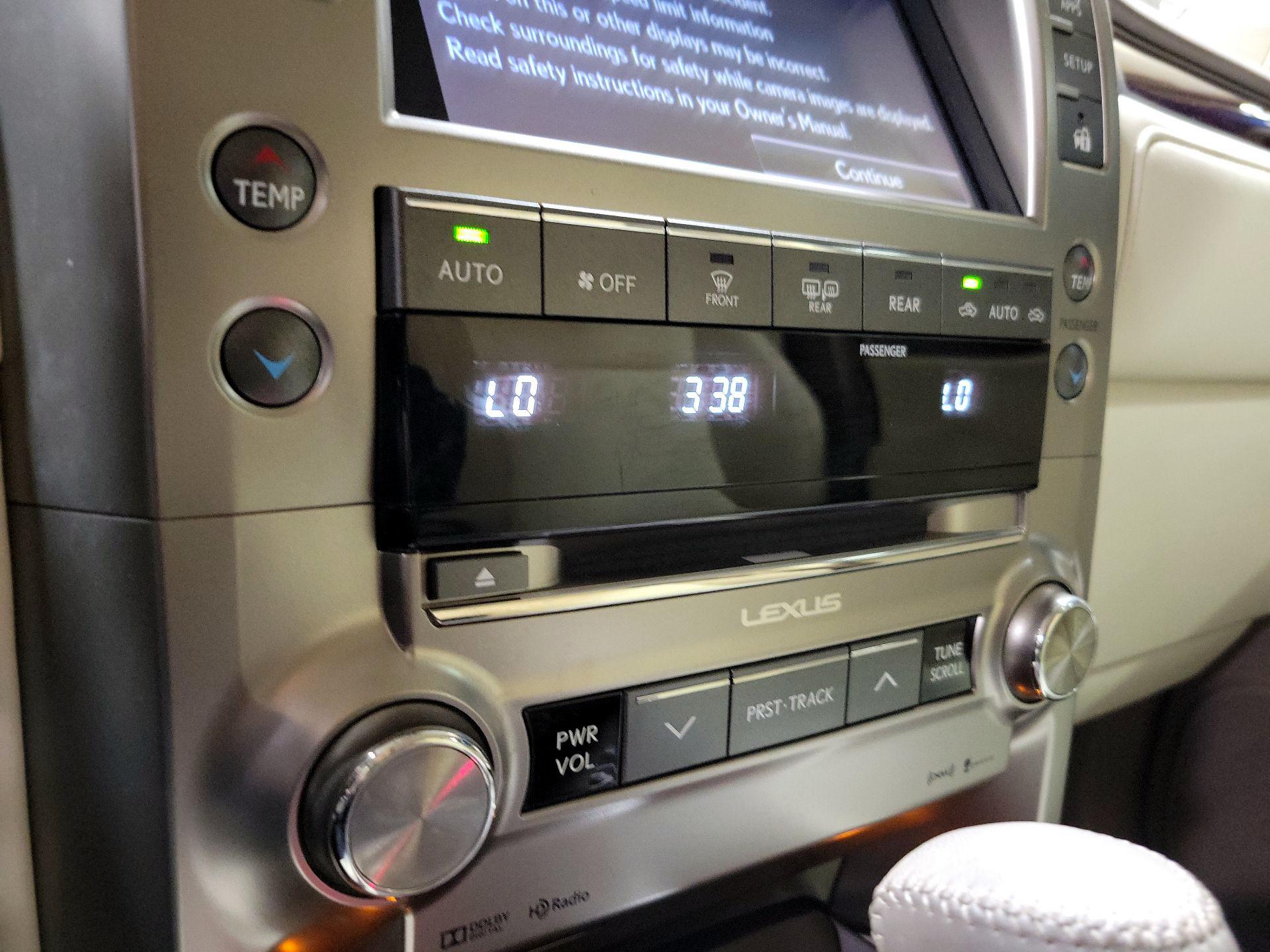 Thumbnail: 2019 Lexus GX - 17