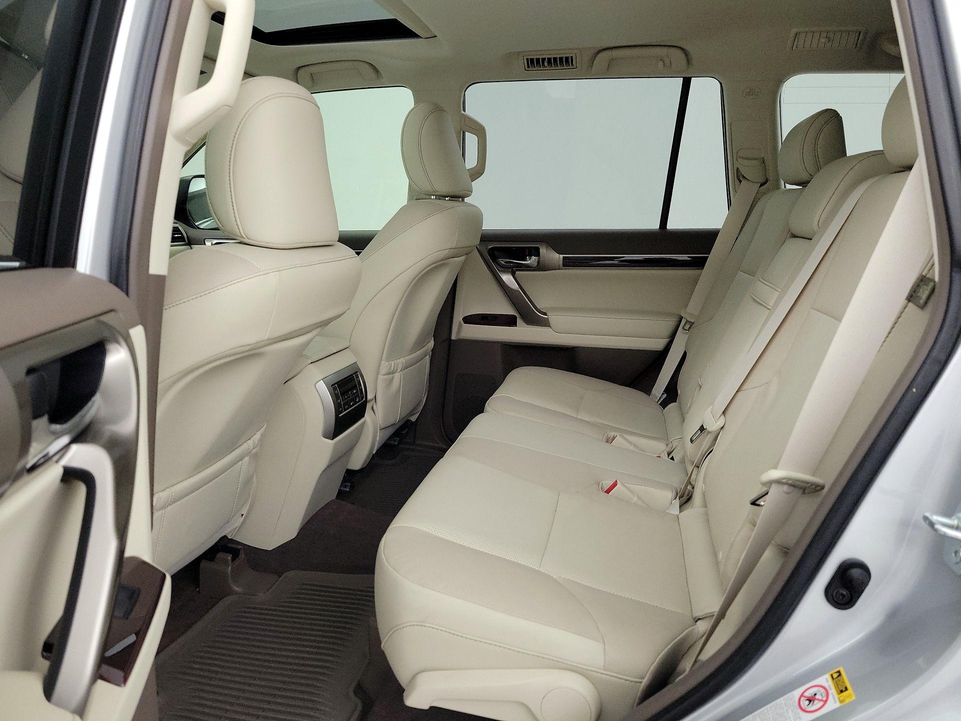Thumbnail: 2019 Lexus GX - 20
