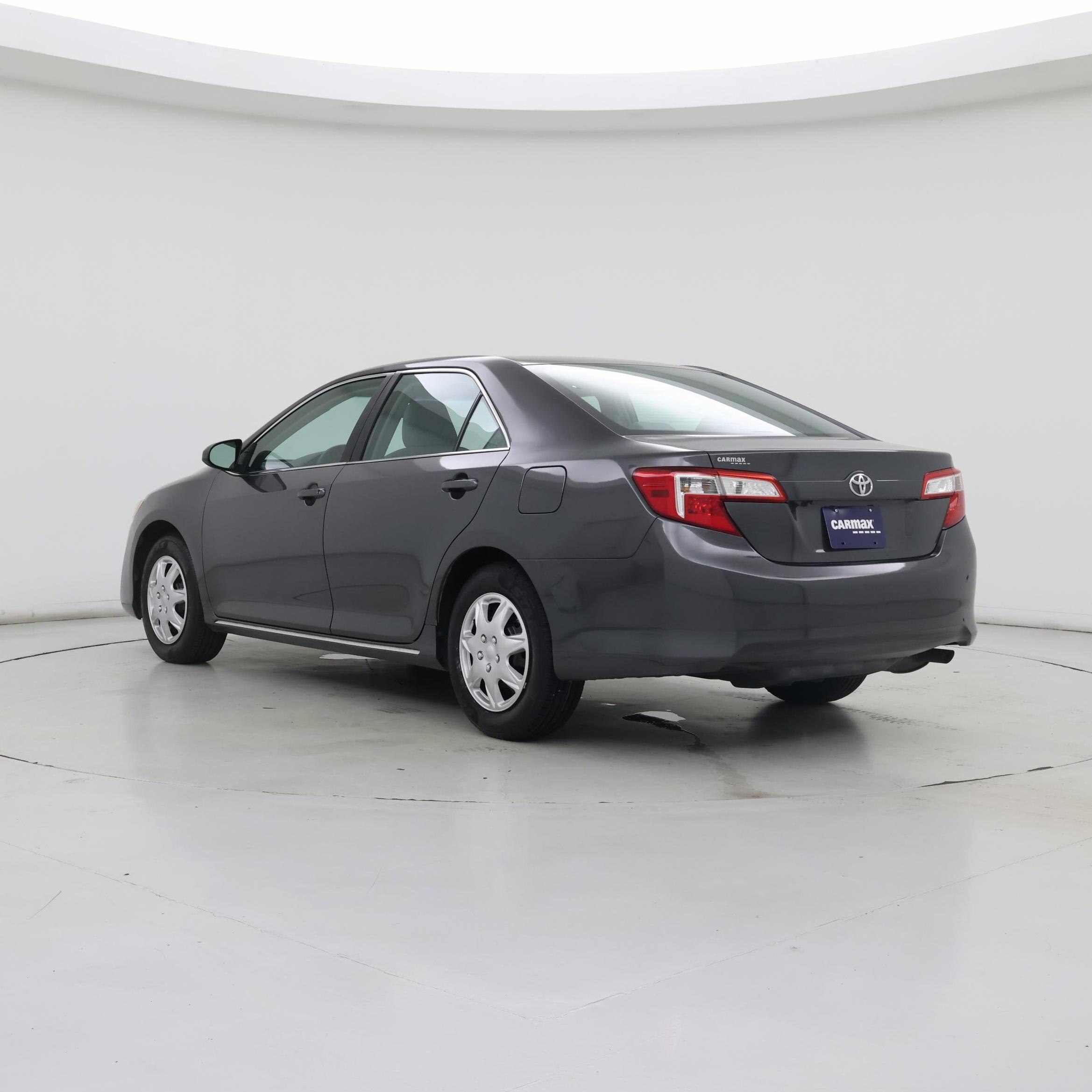 Thumbnail: 2014 Toyota Camry - 2