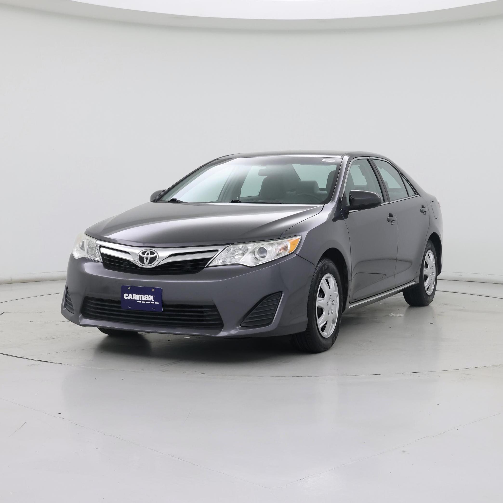 Thumbnail: 2014 Toyota Camry - 4