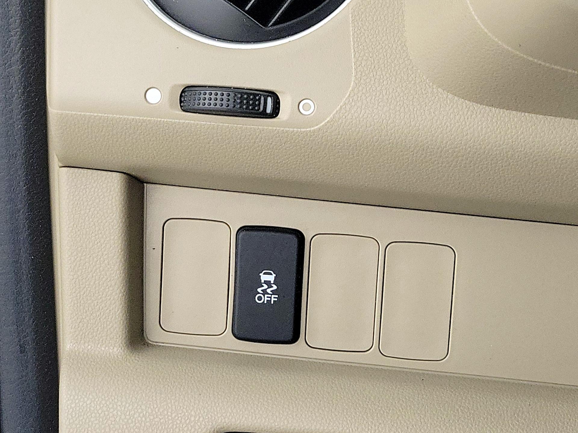 Thumbnail: 2013 Honda Pilot - 13