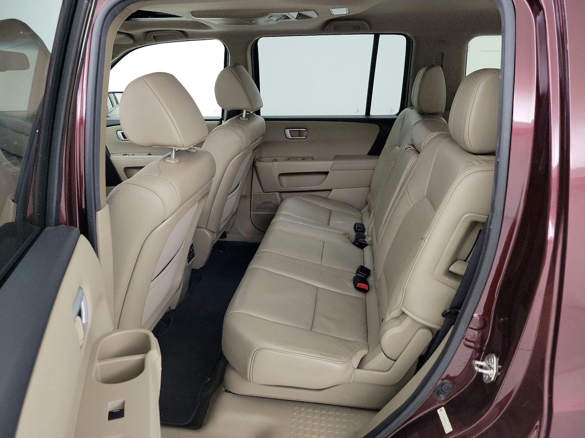 Thumbnail: 2013 Honda Pilot - 20