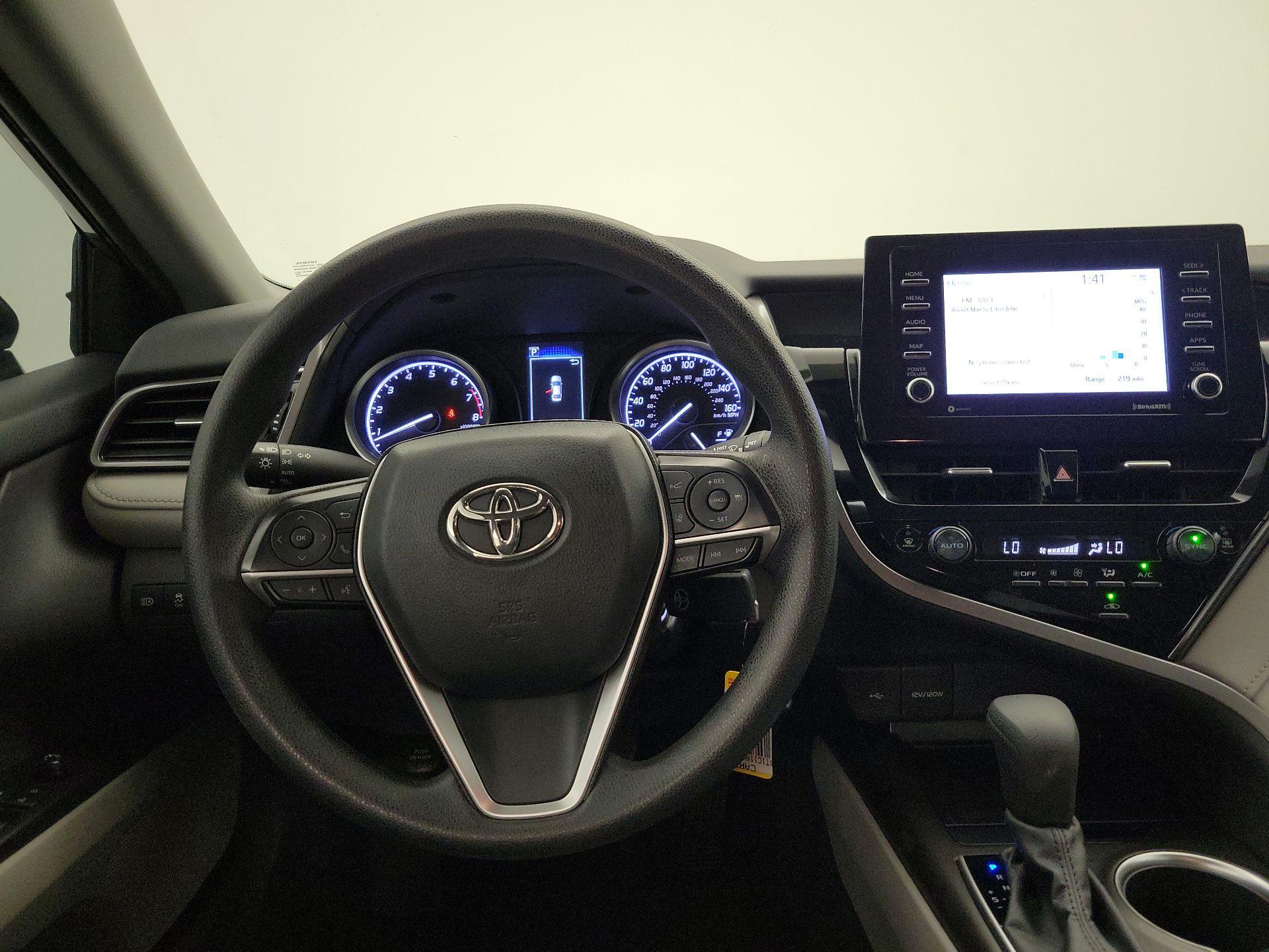 Thumbnail: 2022 Toyota Camry - 10