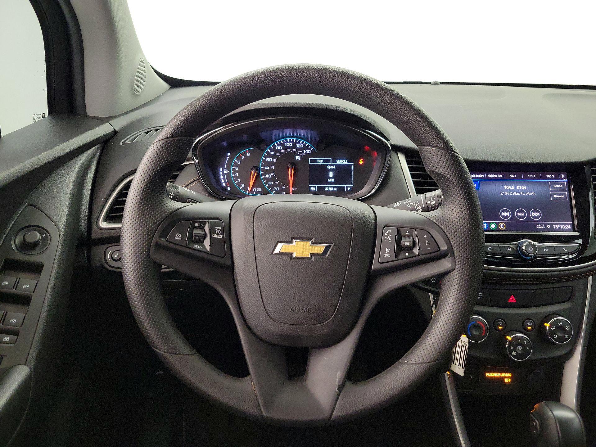 Thumbnail: 2022 Chevrolet Trax - 10