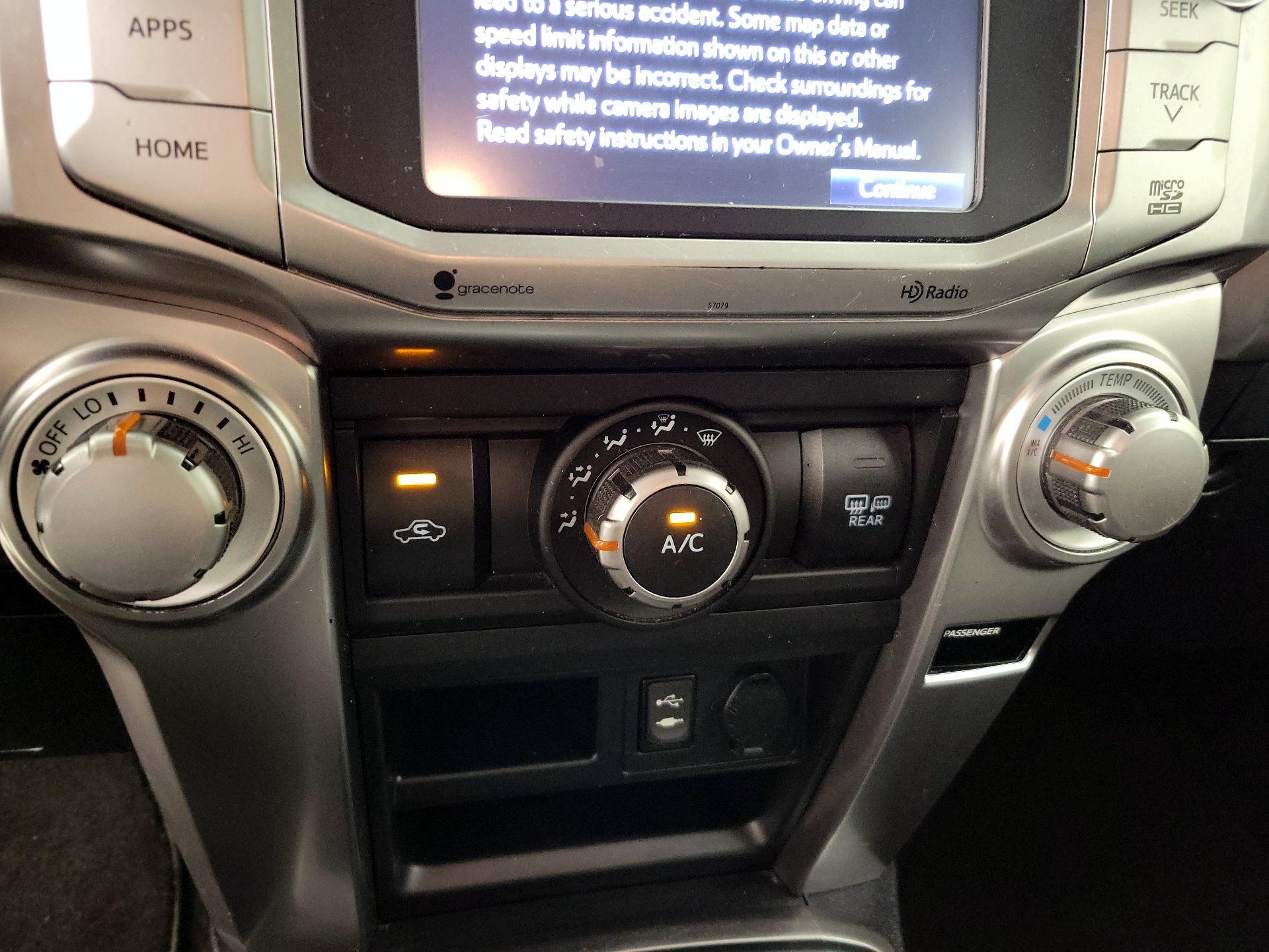 Thumbnail: 2015 Toyota 4Runner - 16