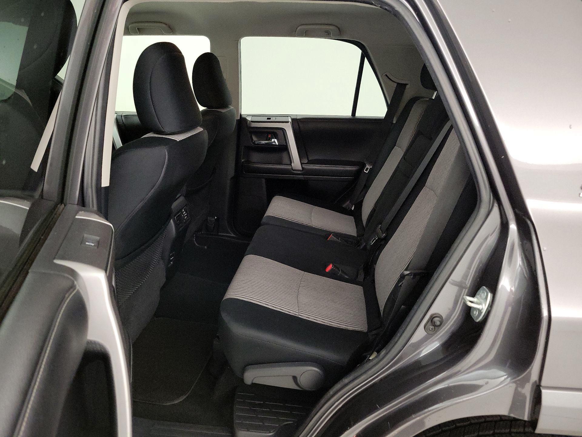 Thumbnail: 2015 Toyota 4Runner - 19