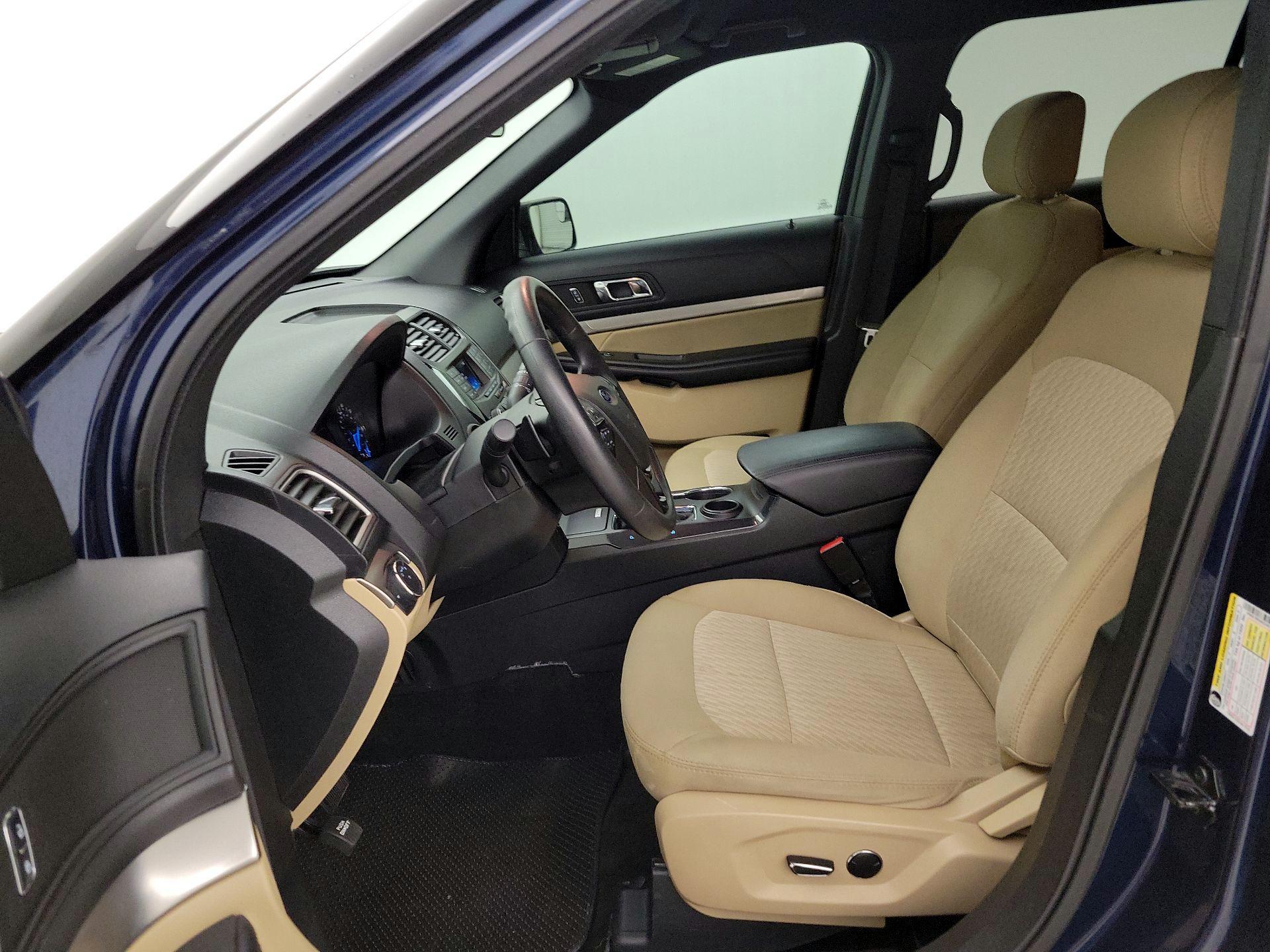 Thumbnail: 2017 Ford Explorer - 11