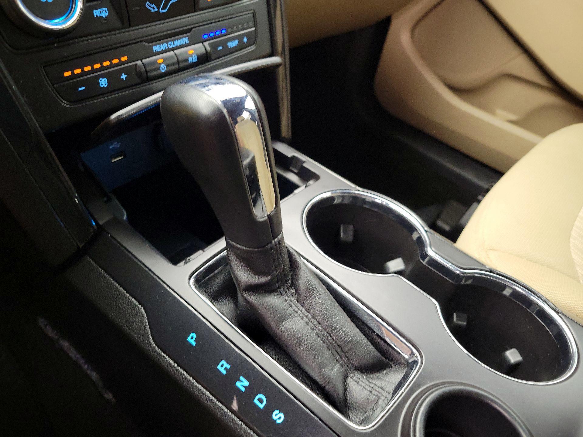 Thumbnail: 2017 Ford Explorer - 17