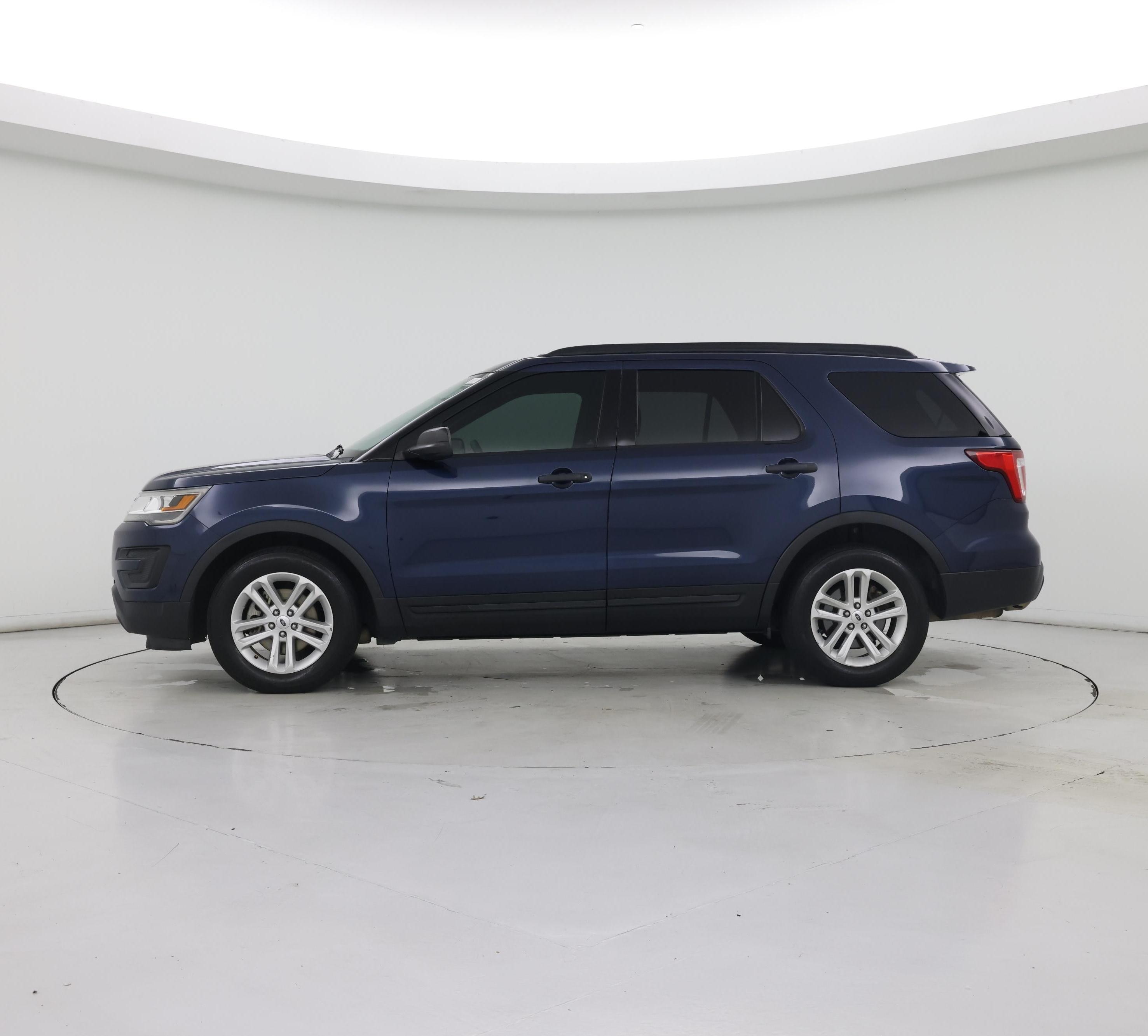 Thumbnail: 2017 Ford Explorer - 3