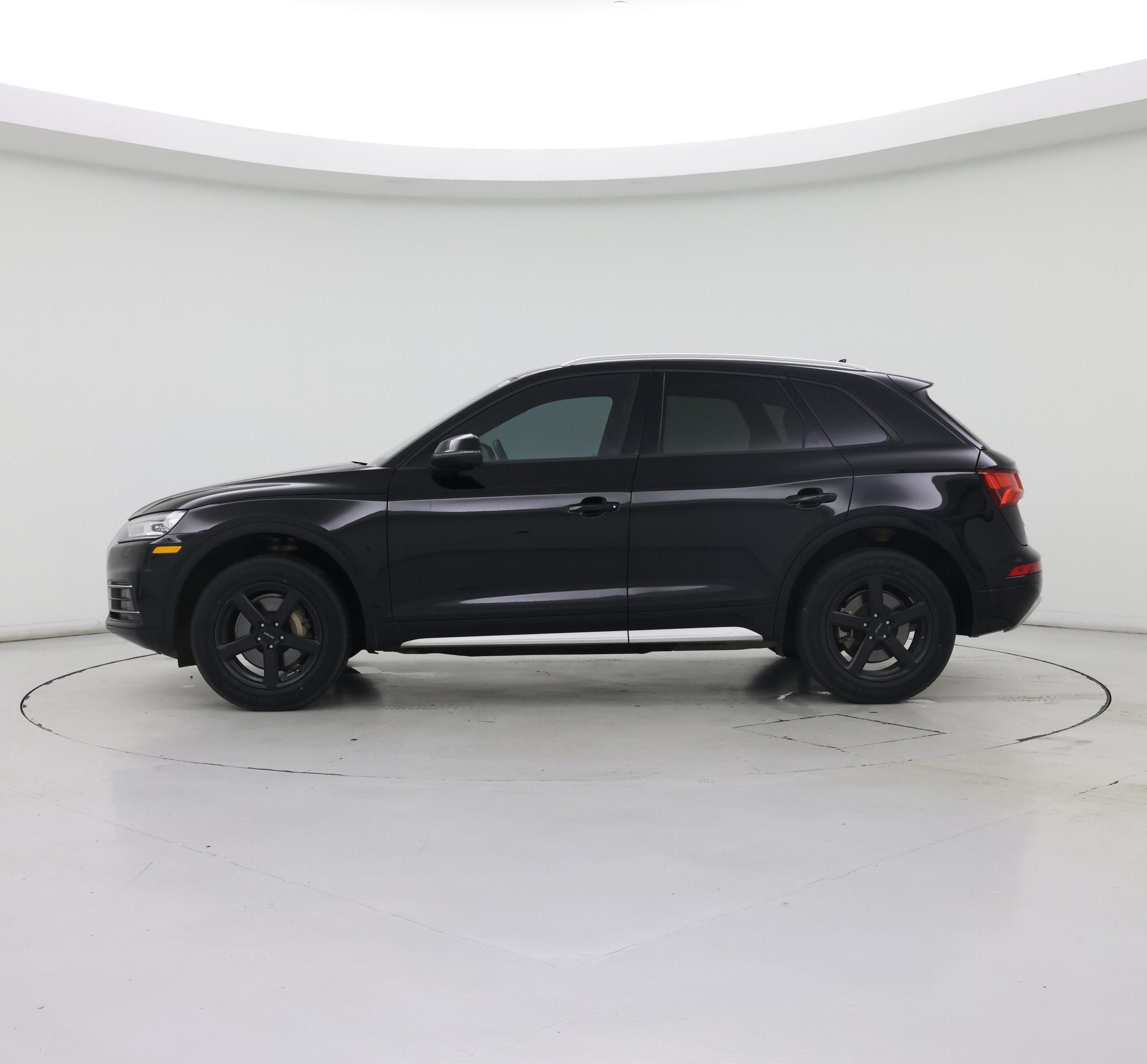 Thumbnail: 2018 Audi Q5 - 3