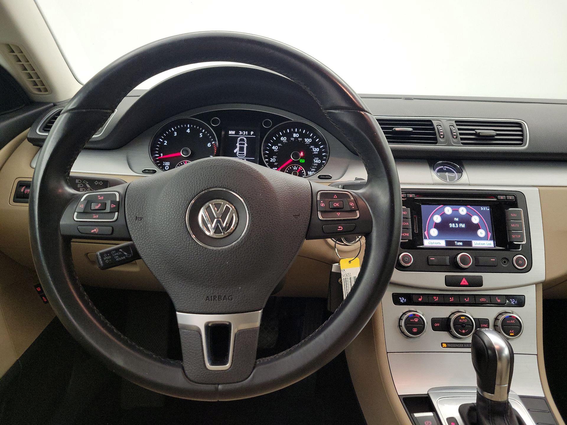 Thumbnail: 2014 Volkswagen CC - 10