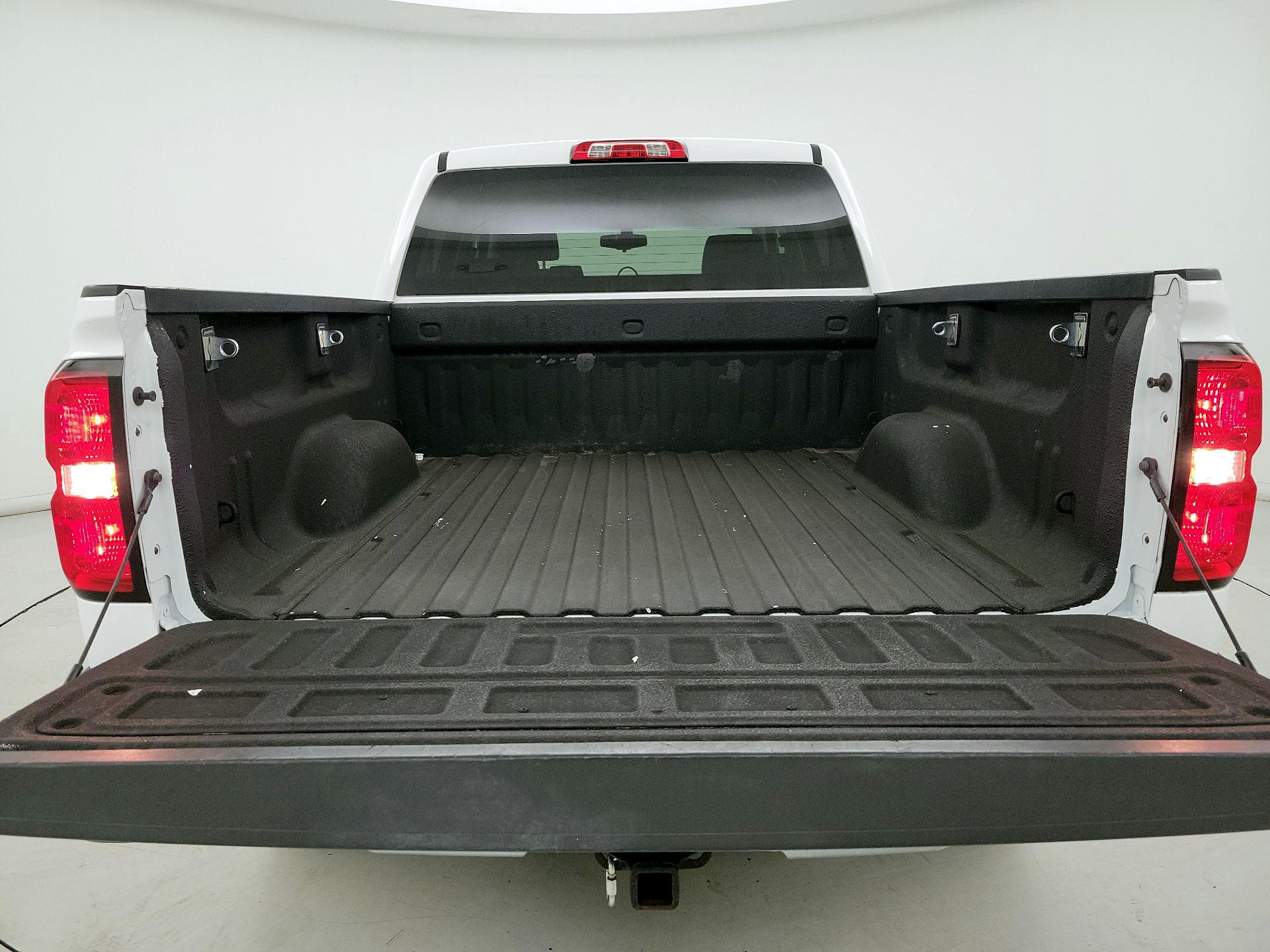 Thumbnail: 2017 Chevrolet Silverado 1500 - 19