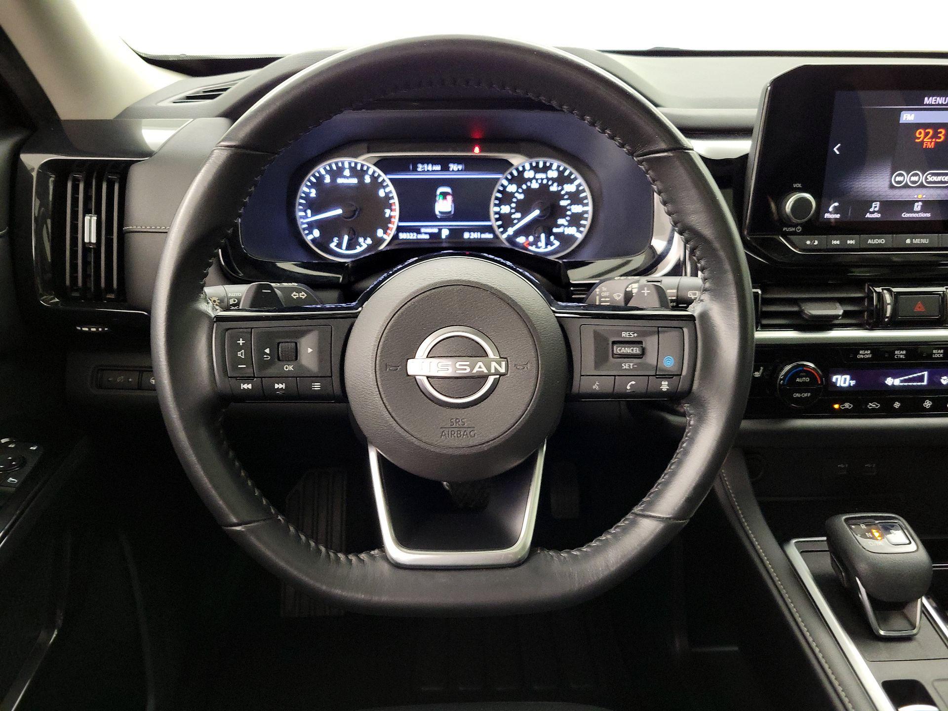 Thumbnail: 2022 Nissan Pathfinder - 10