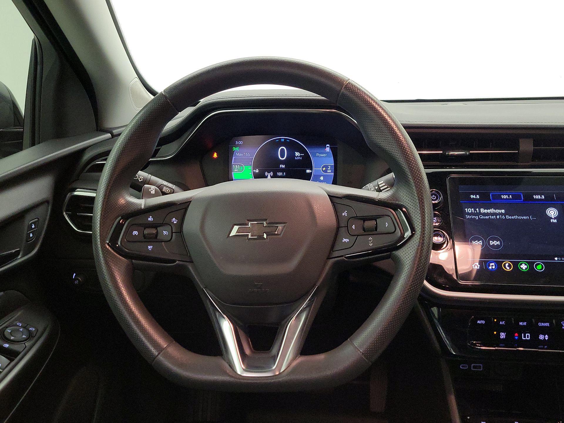 Thumbnail: 2023 Chevrolet Bolt EUV - 10