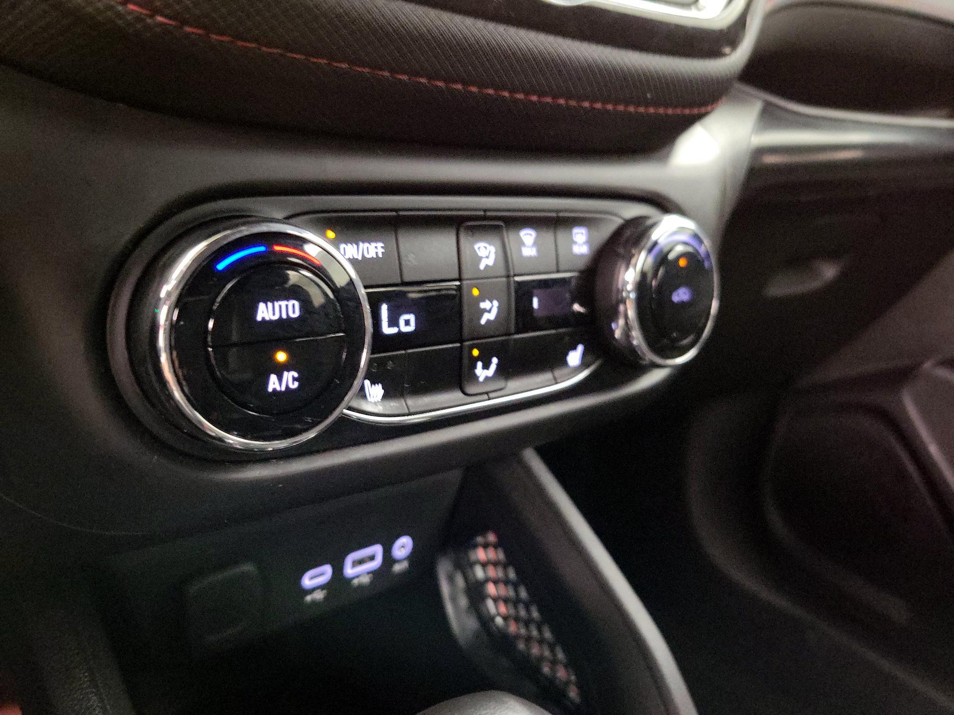 Thumbnail: 2023 Chevrolet TrailBlazer - 16
