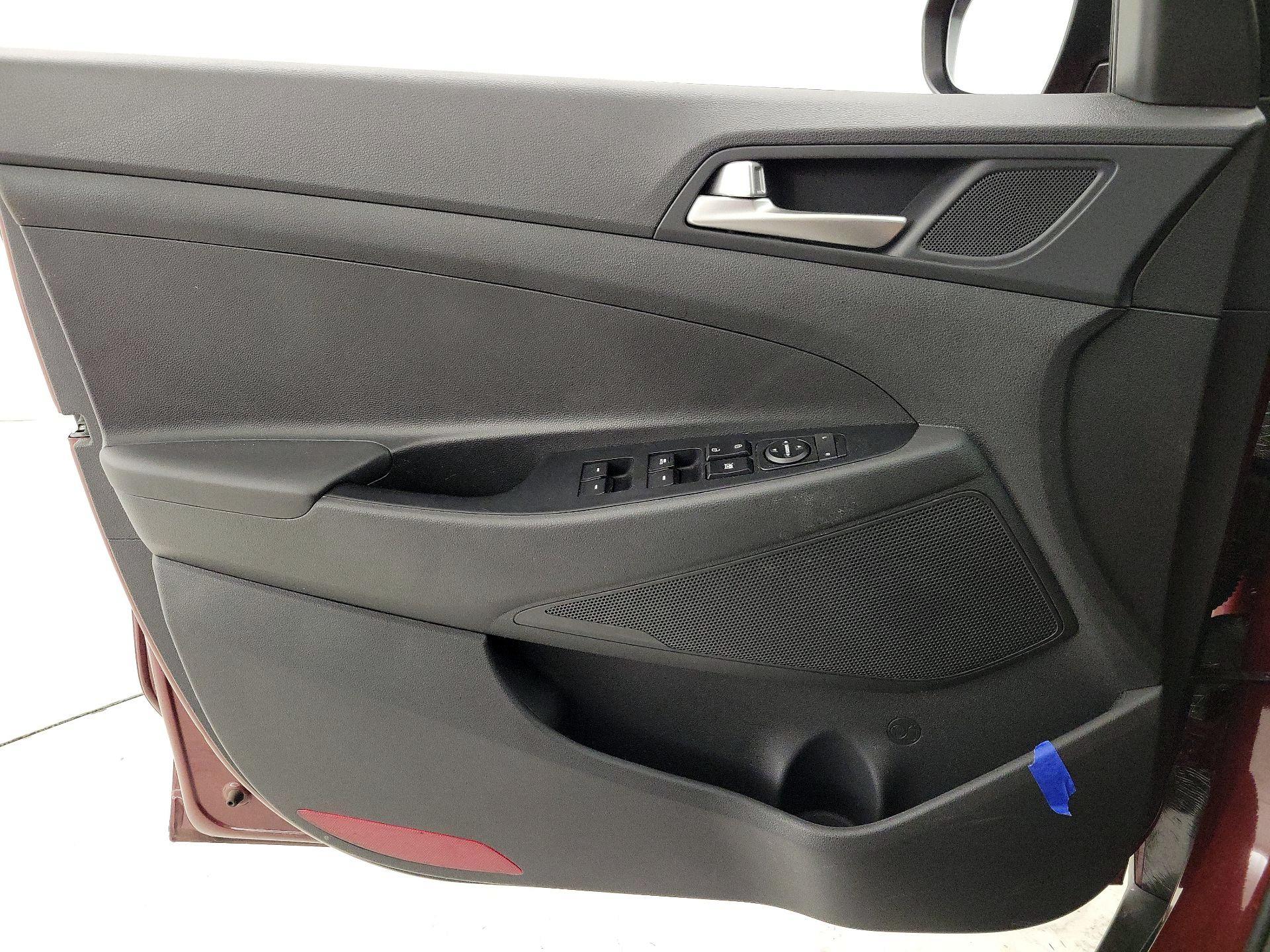 Thumbnail: 2019 Hyundai Tucson - 12