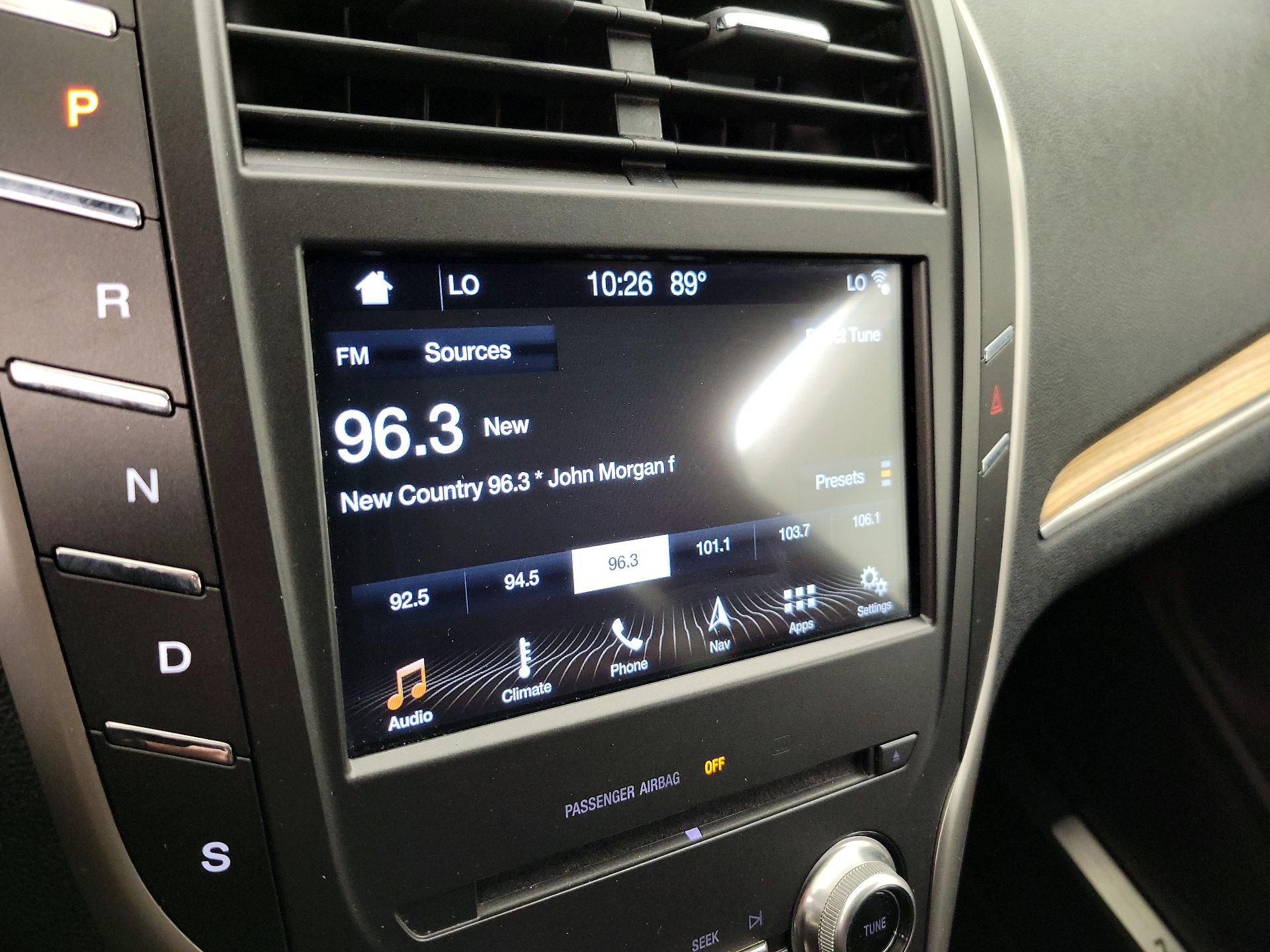 Thumbnail: 2016 Lincoln MKC - 16
