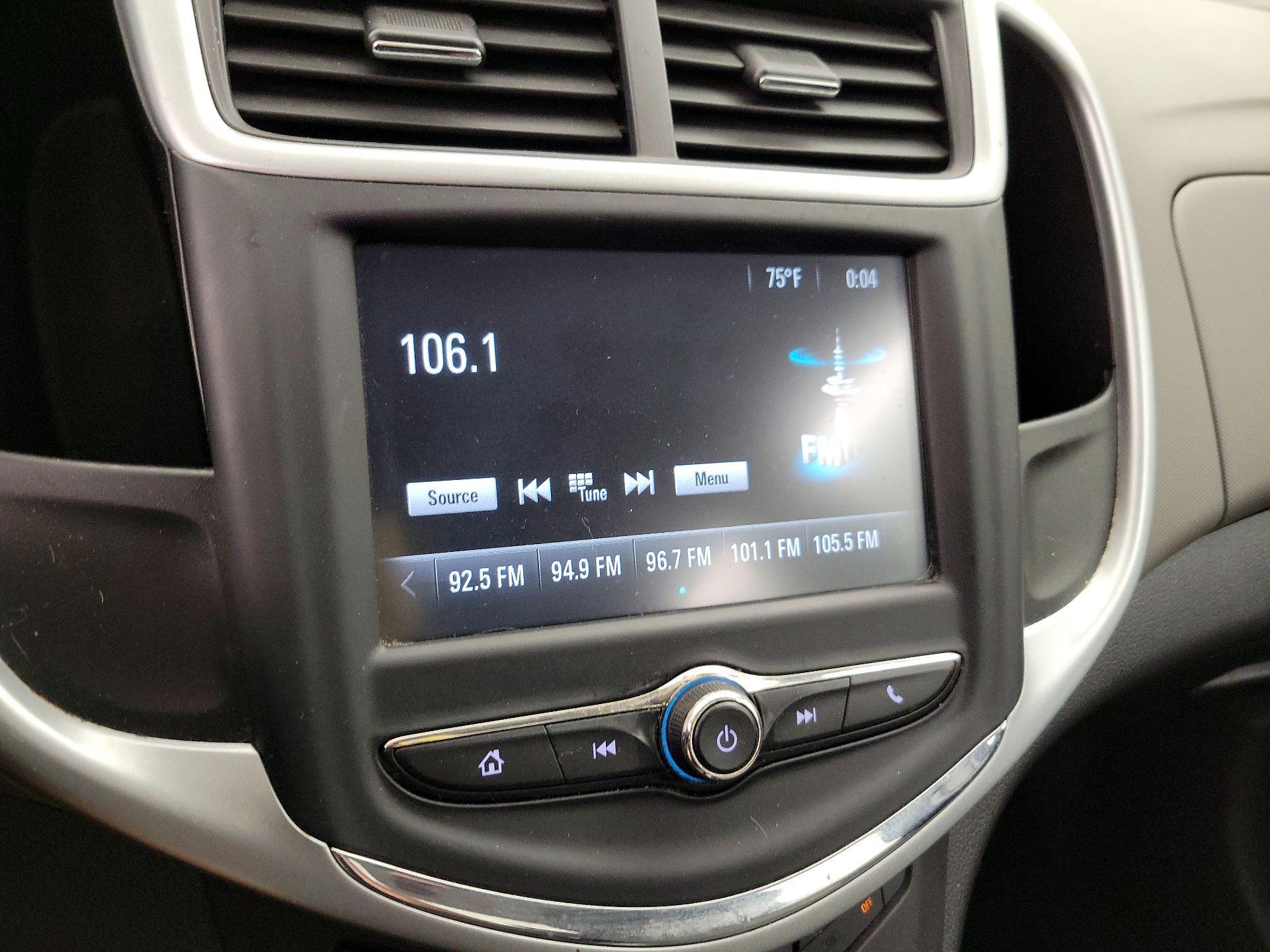Thumbnail: 2017 Chevrolet Sonic - 15