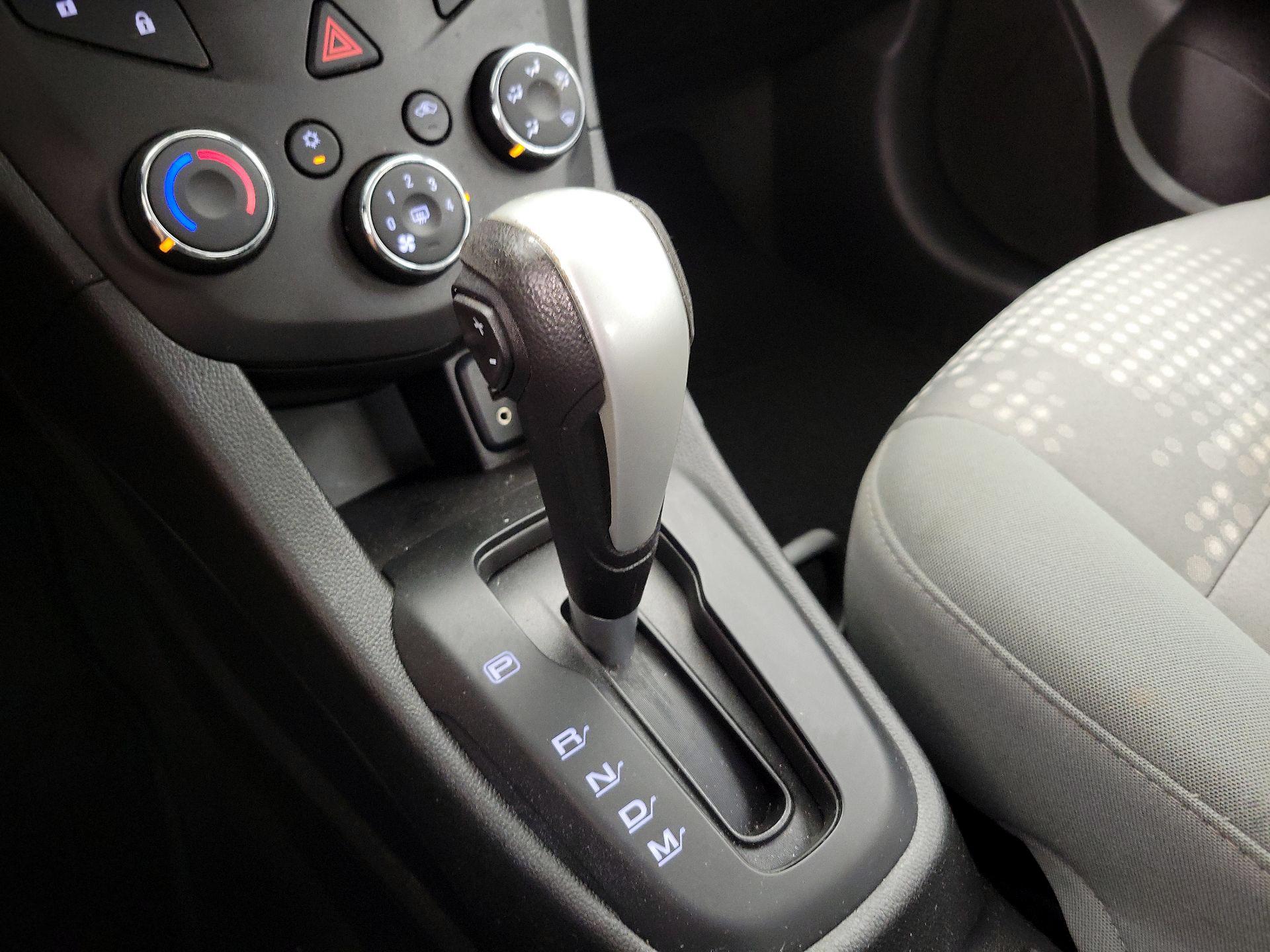 Thumbnail: 2017 Chevrolet Sonic - 17