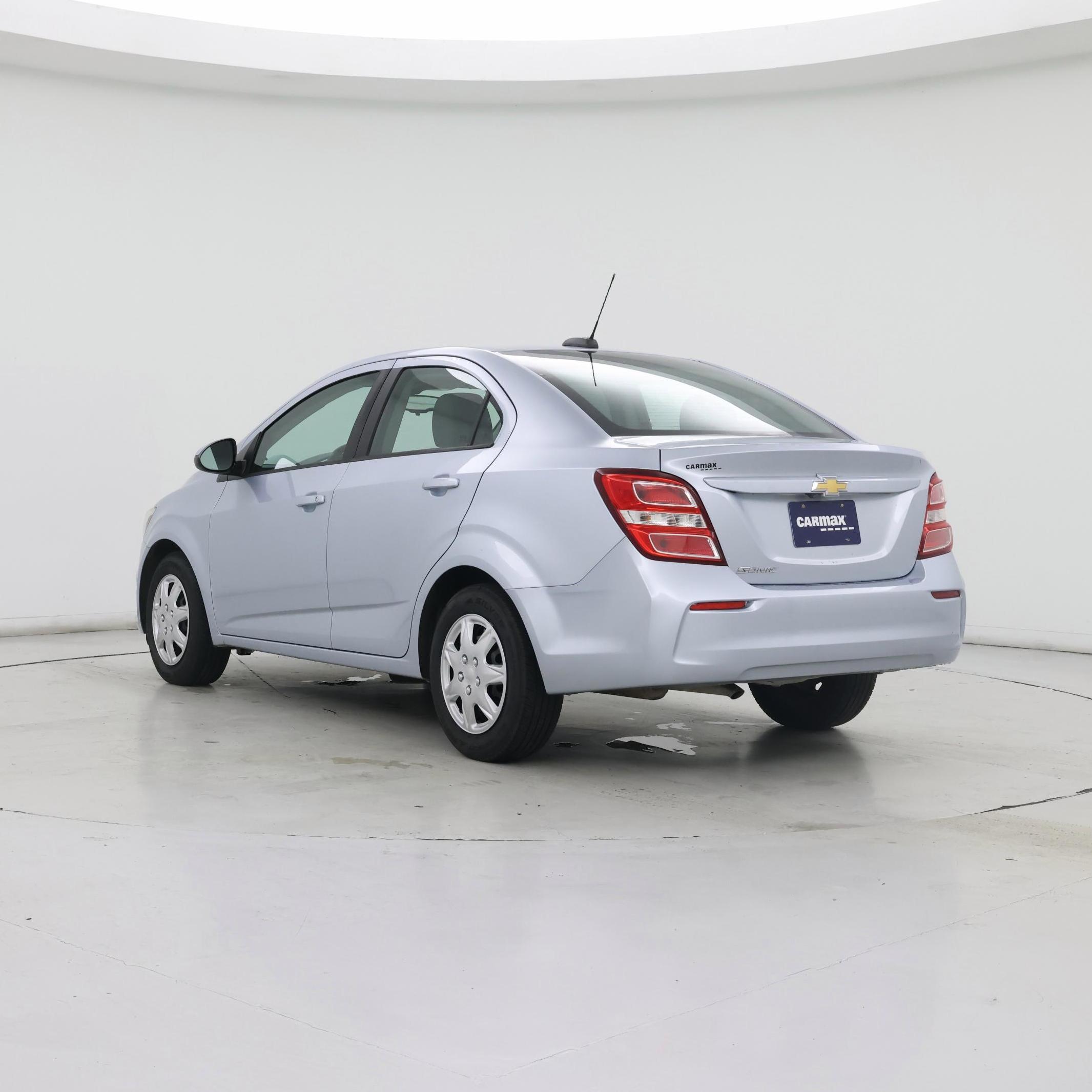 Thumbnail: 2017 Chevrolet Sonic - 2