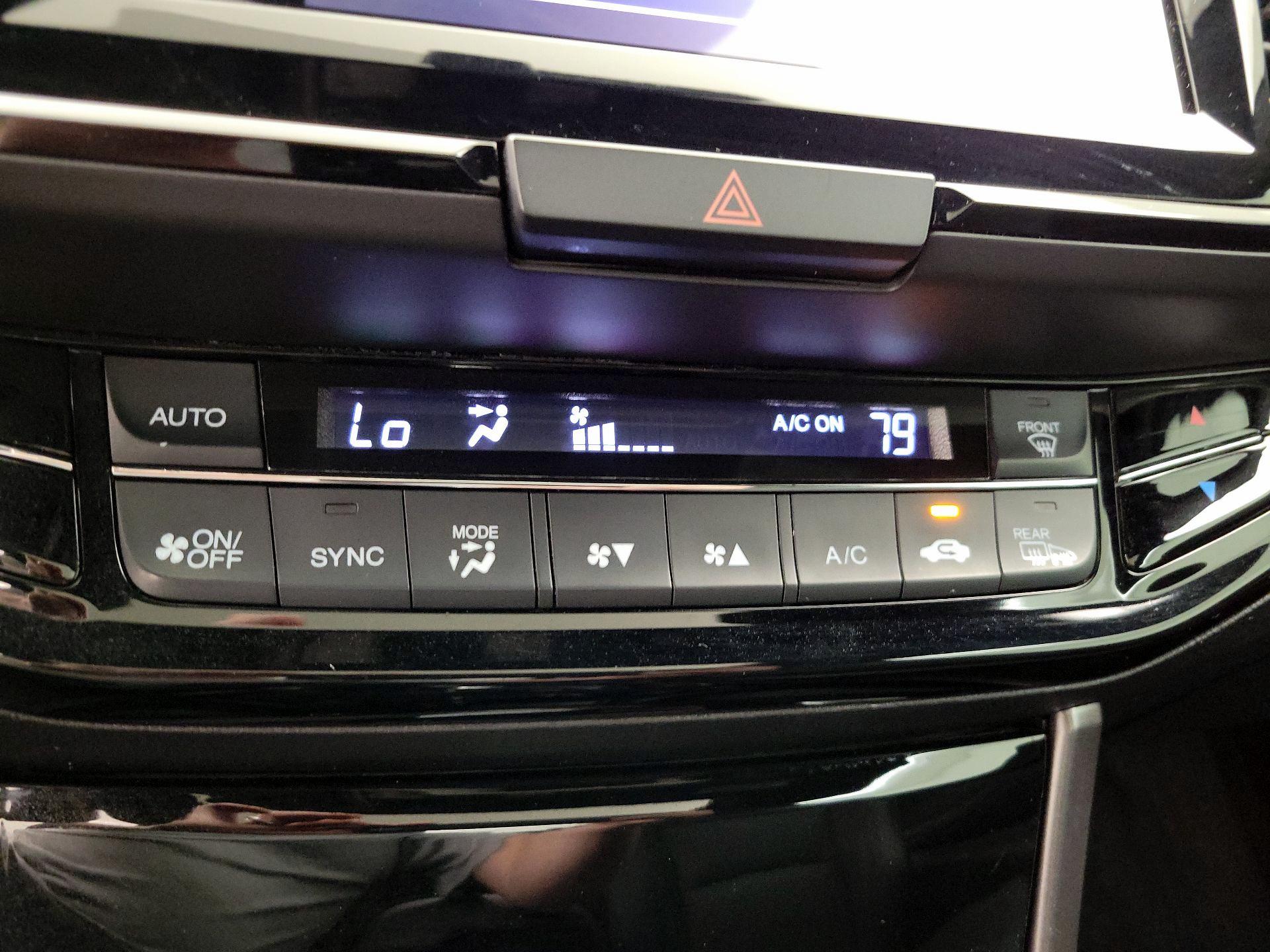 Thumbnail: 2016 Honda Accord - 17