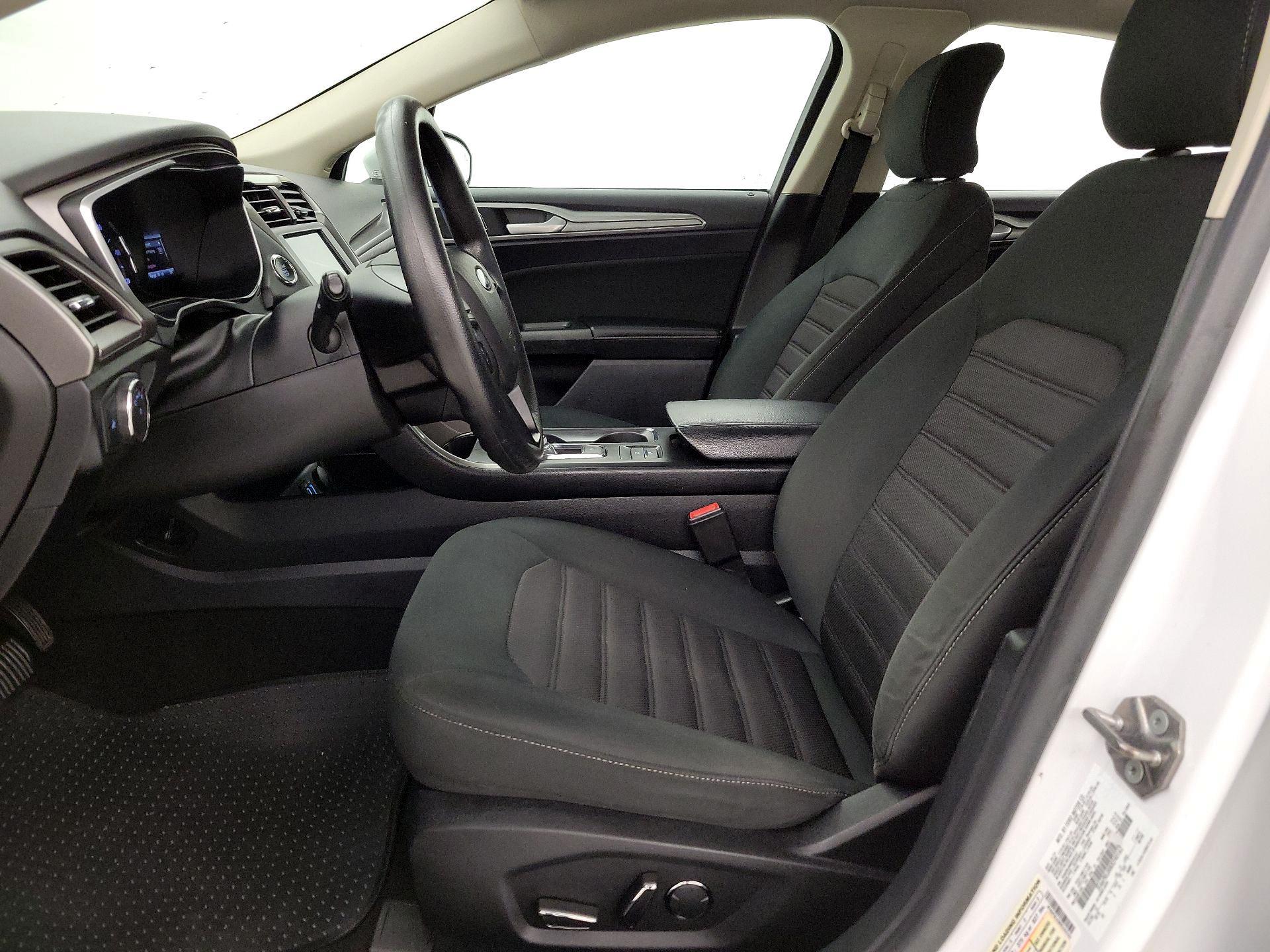 Thumbnail: 2019 Ford Fusion - 11