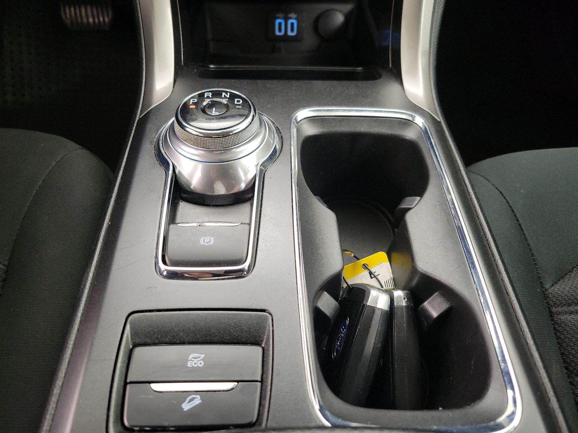 Thumbnail: 2019 Ford Fusion - 18