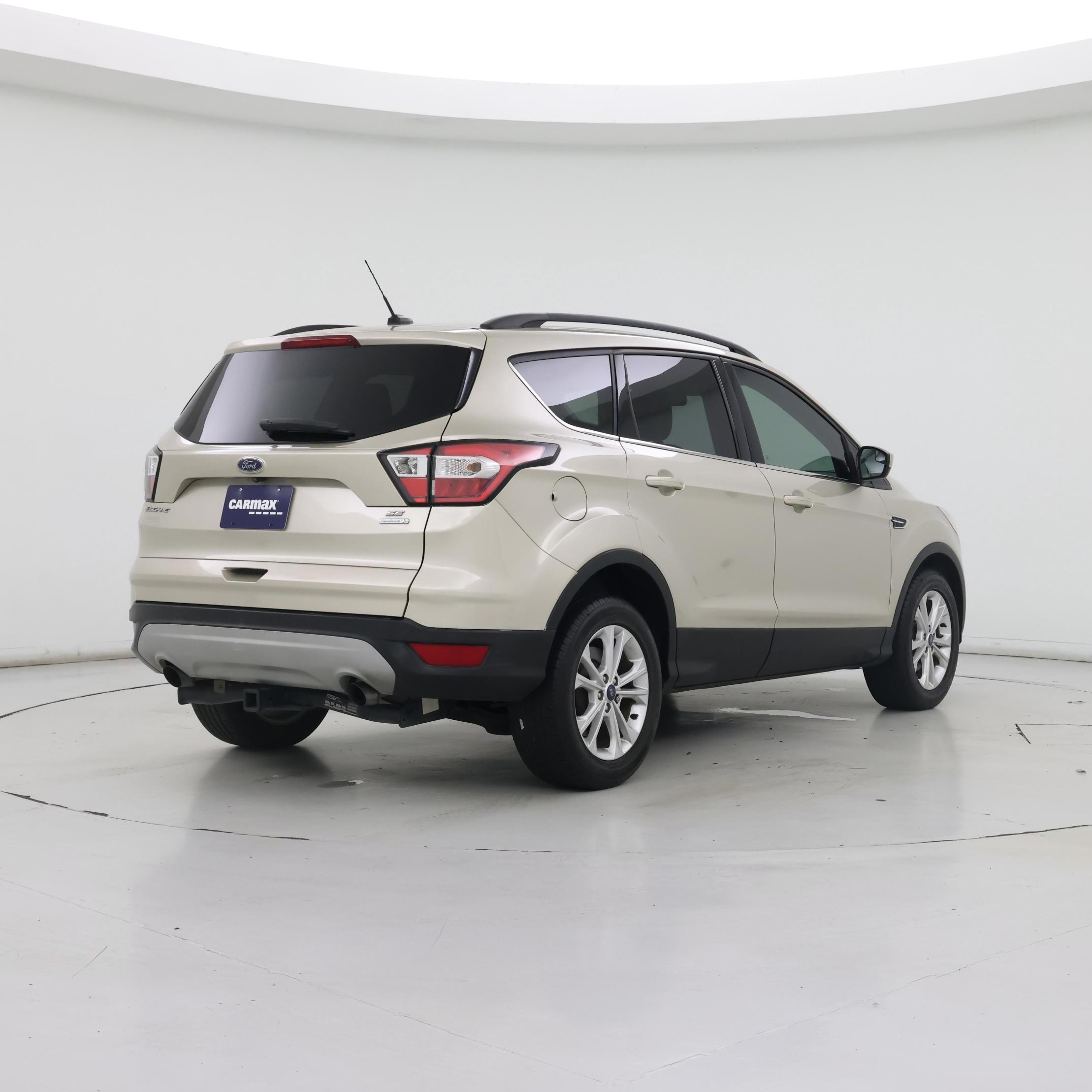 Thumbnail: 2018 Ford Escape - 8