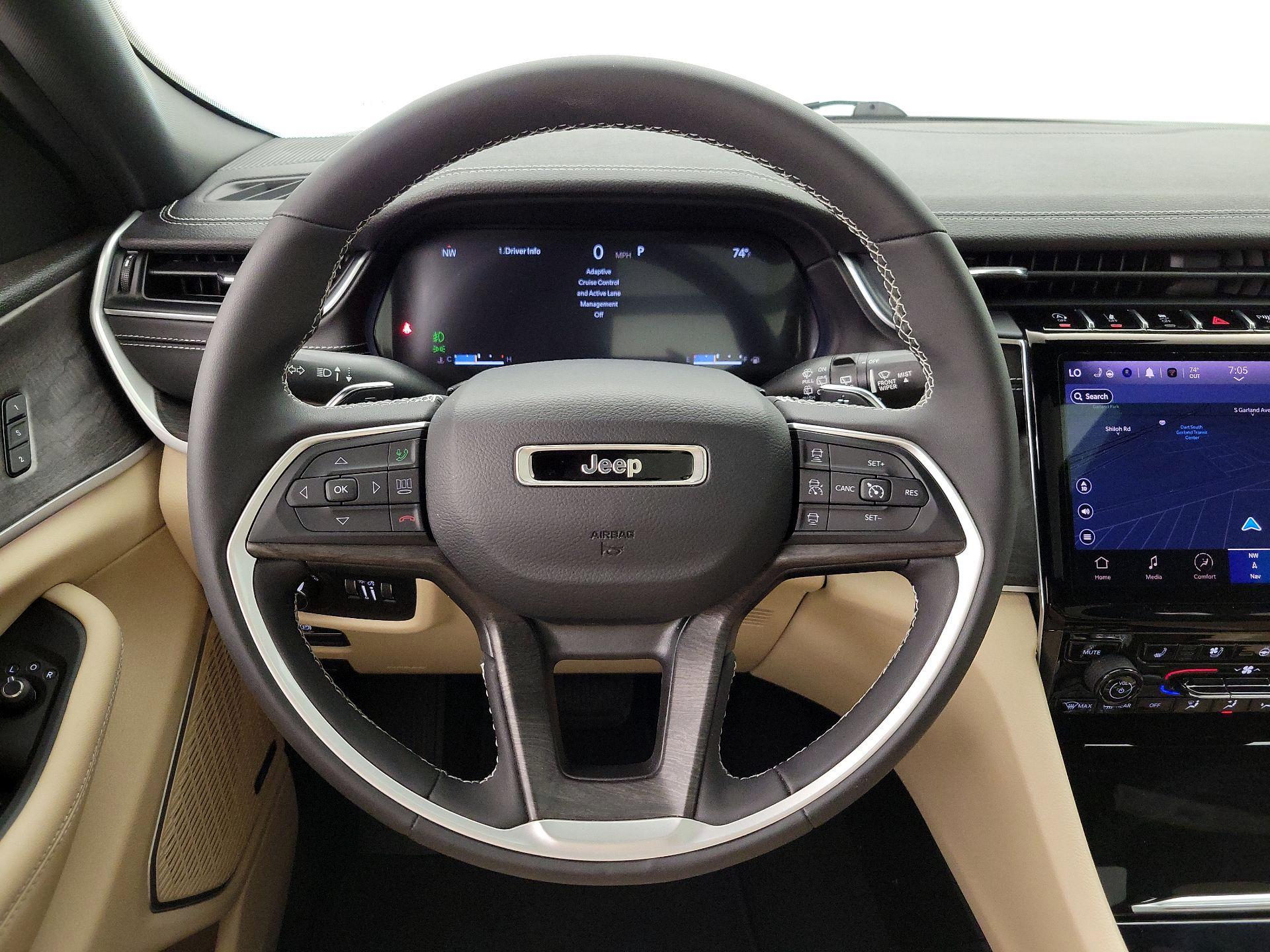 Thumbnail: 2023 Jeep Grand Cherokee - 10