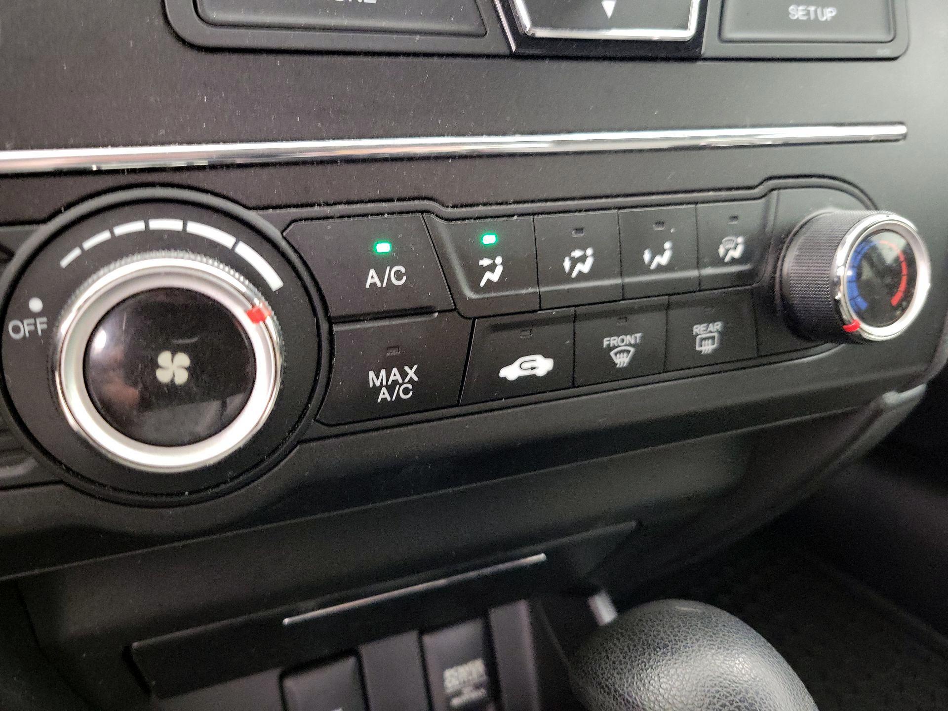 Thumbnail: 2015 Honda Civic - 16