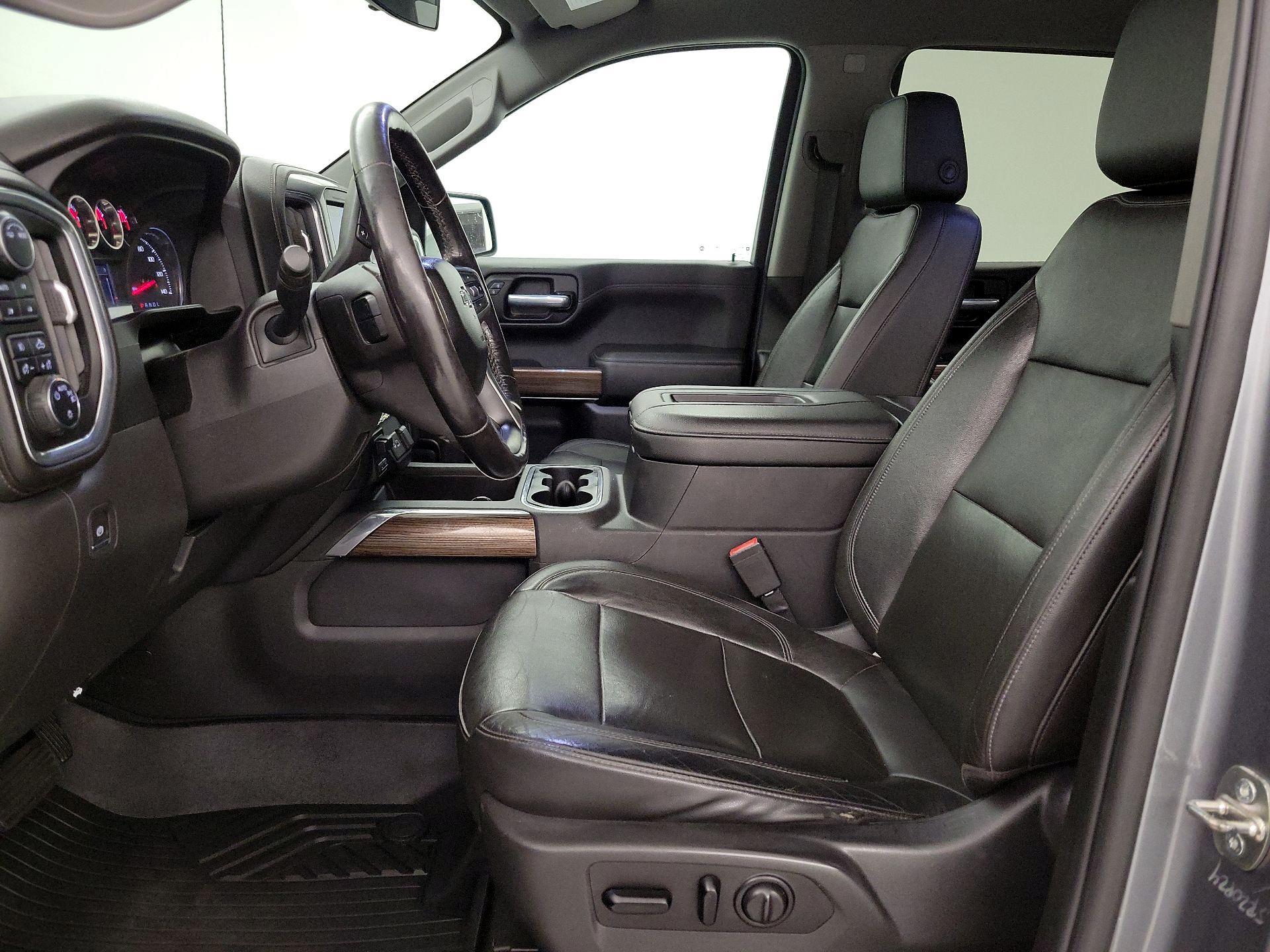 Thumbnail: 2020 Chevrolet Silverado 1500 - 11