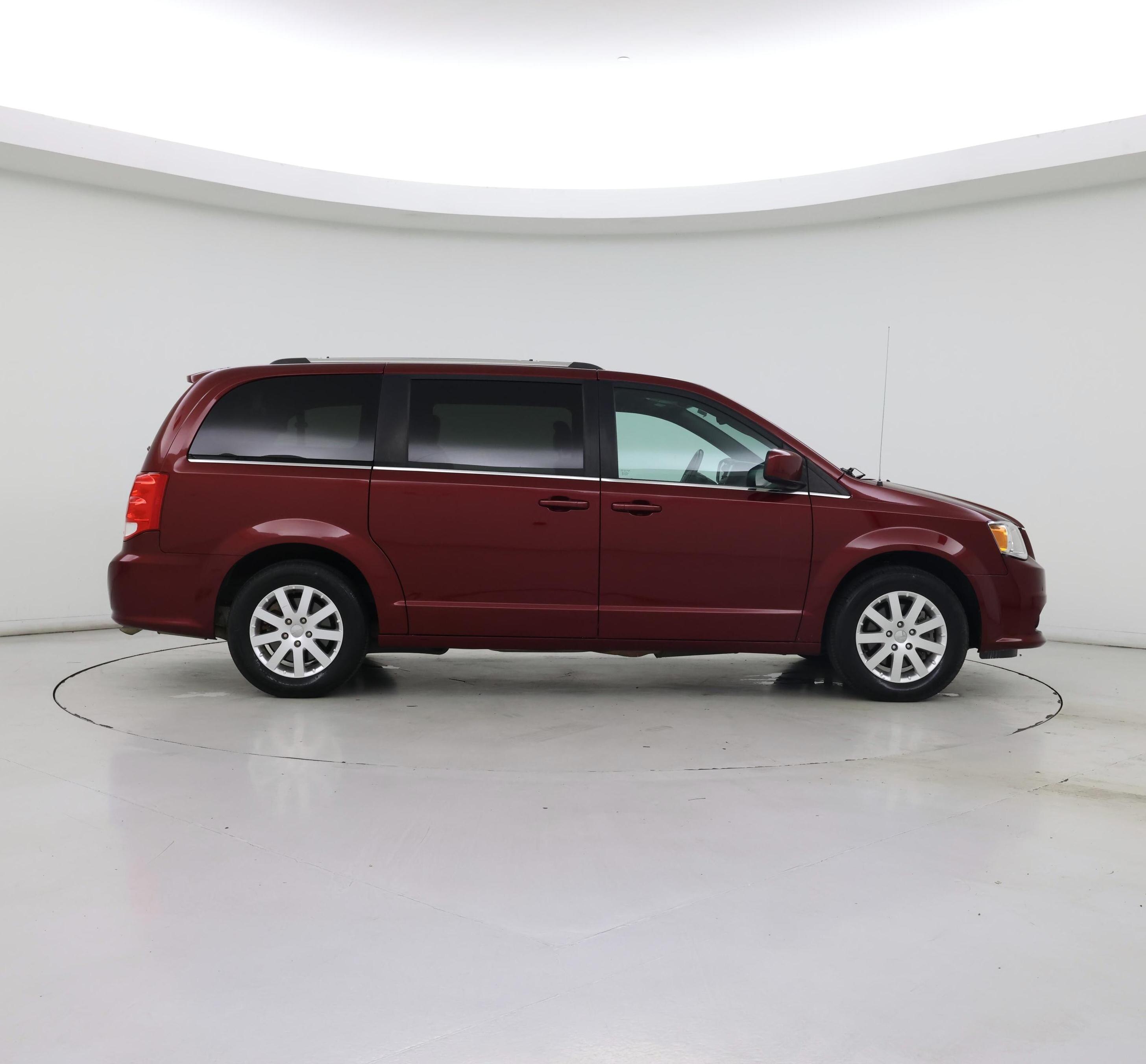 Thumbnail: 2018 Dodge Grand Caravan - 7