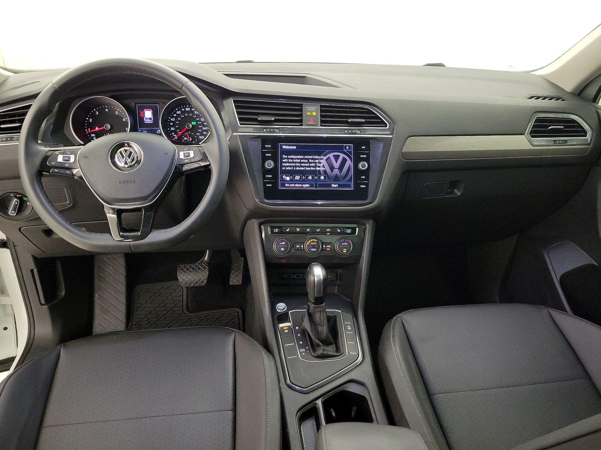 Thumbnail: 2020 Volkswagen Tiguan - 9
