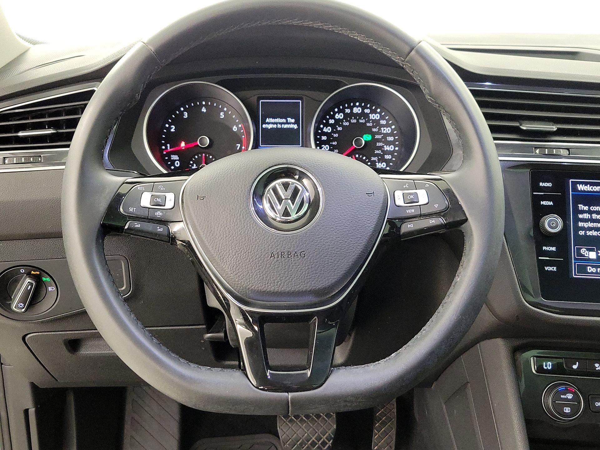 Thumbnail: 2020 Volkswagen Tiguan - 10