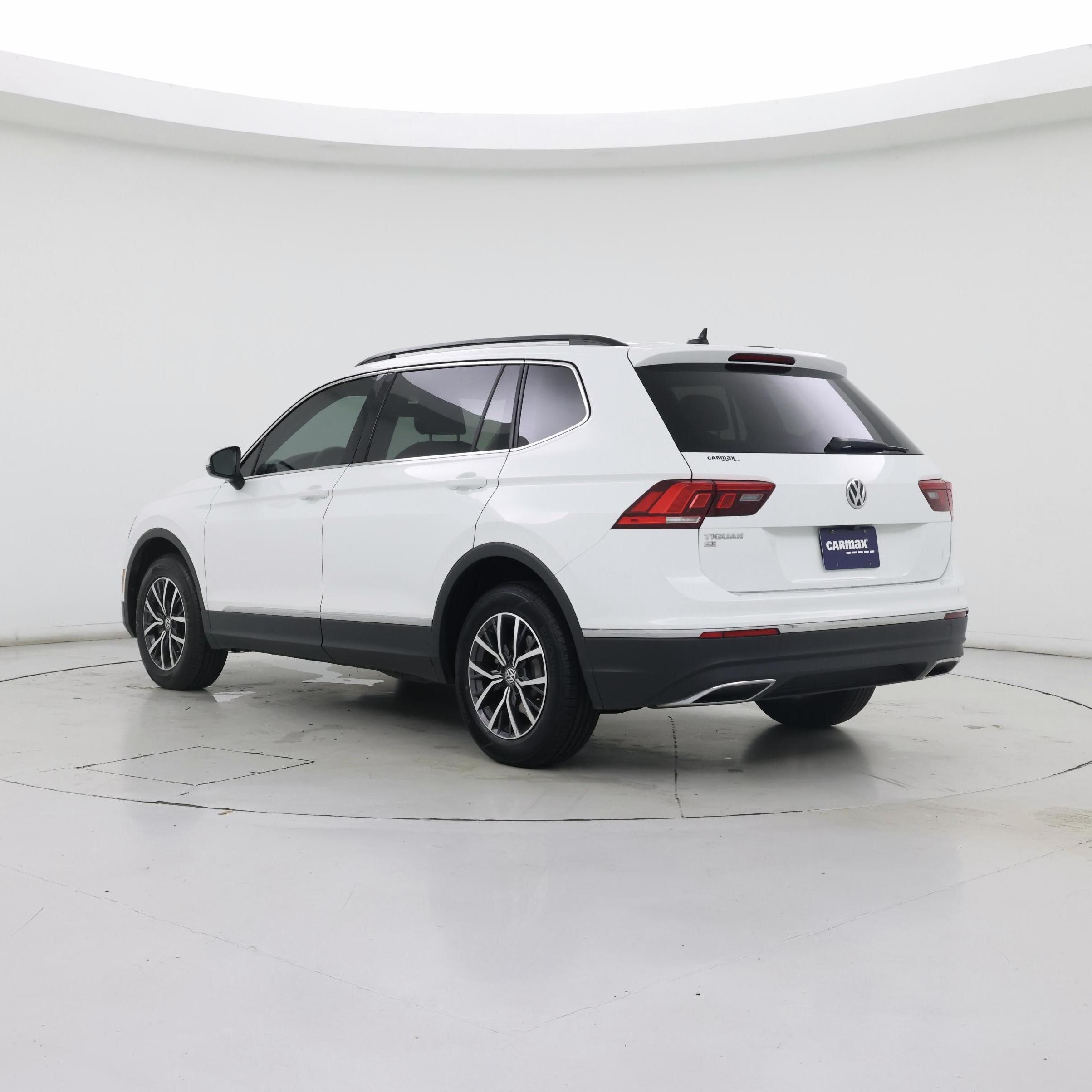 Thumbnail: 2020 Volkswagen Tiguan - 2