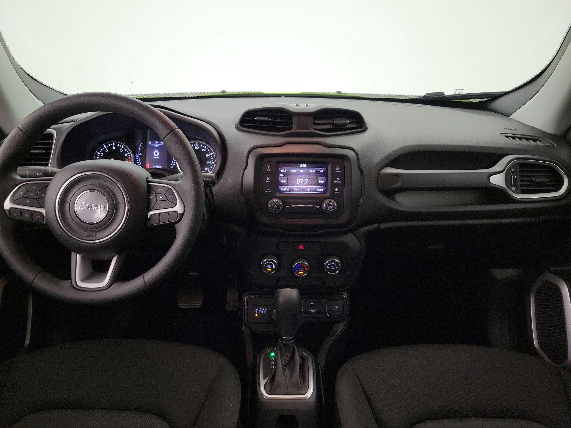 Thumbnail: 2018 Jeep Renegade - 9