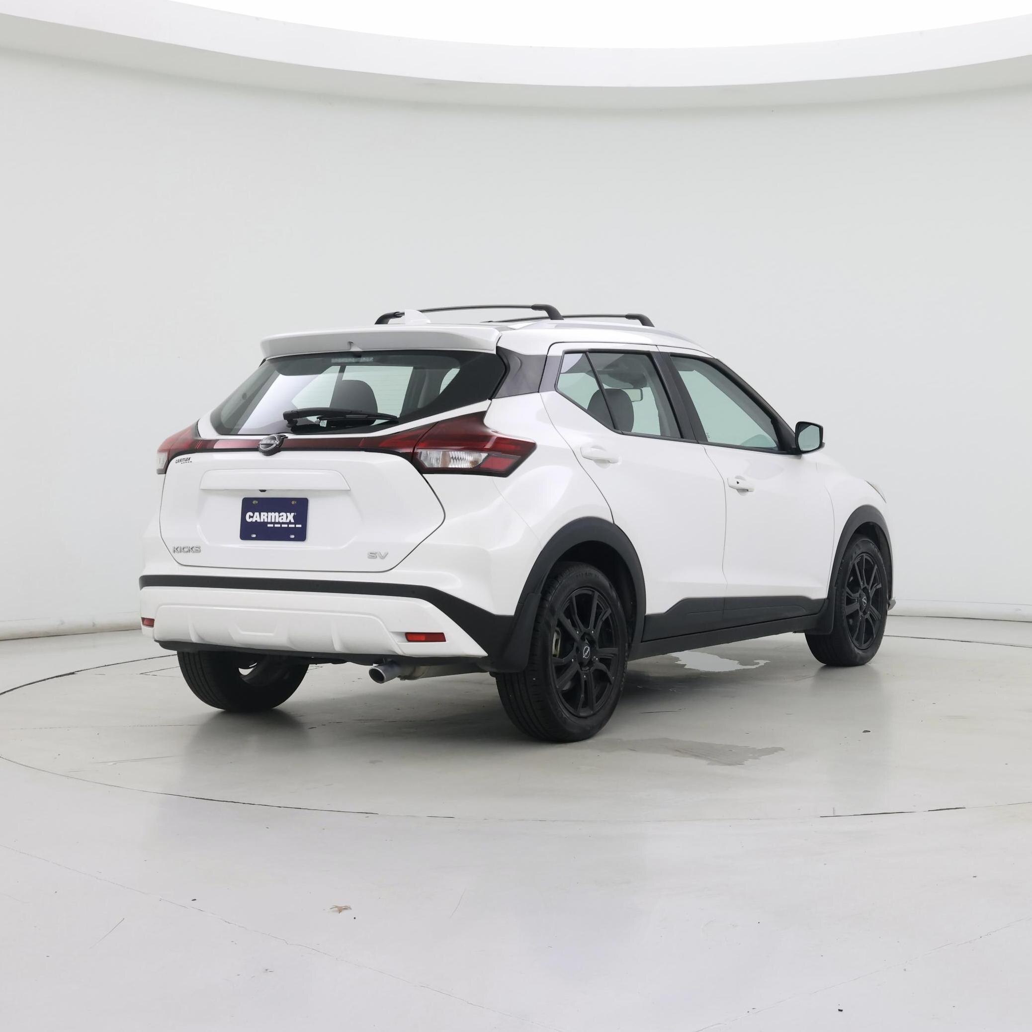 Thumbnail: 2023 Nissan Kicks - 8