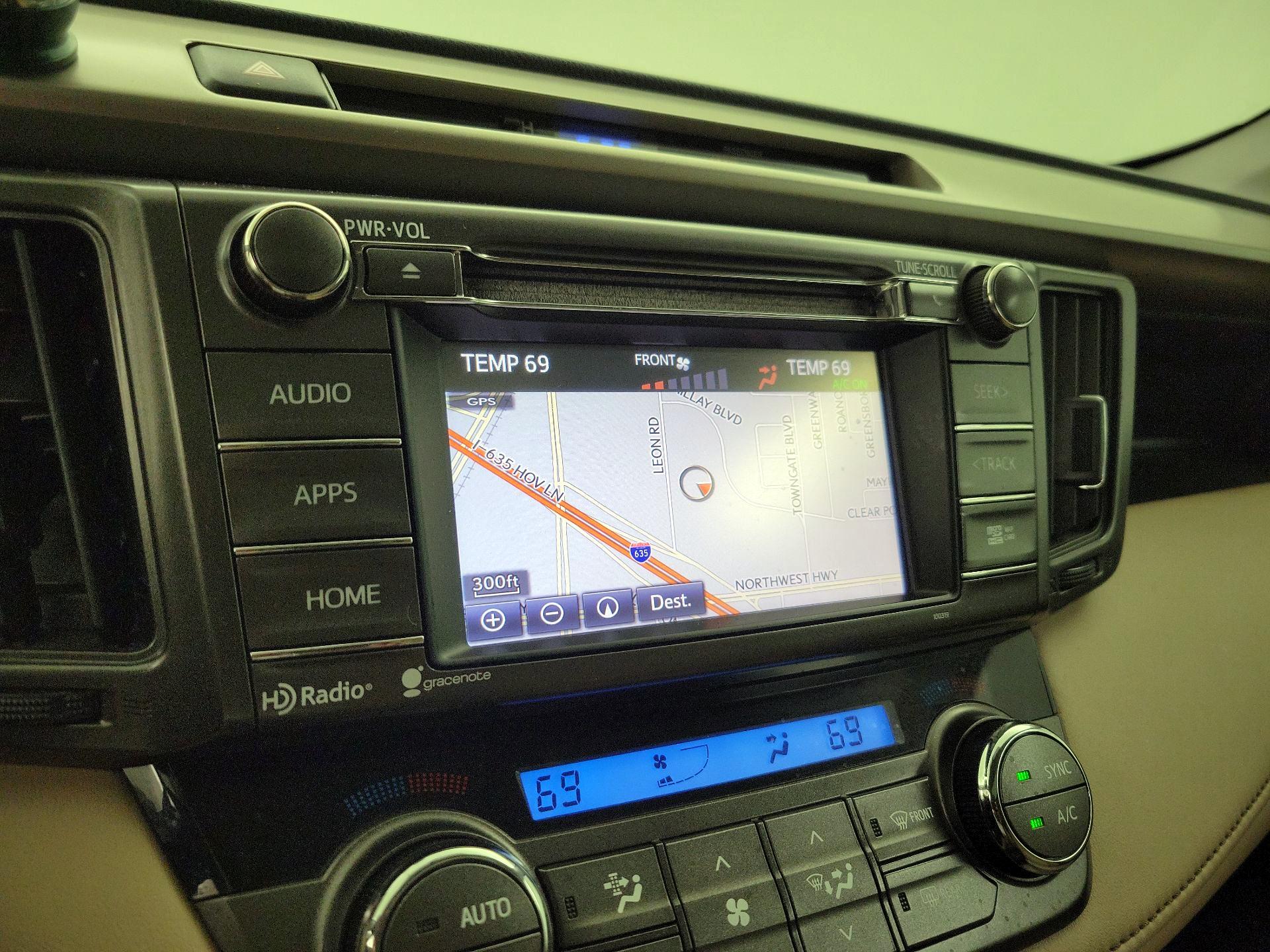 Thumbnail: 2015 Toyota RAV4 - 14