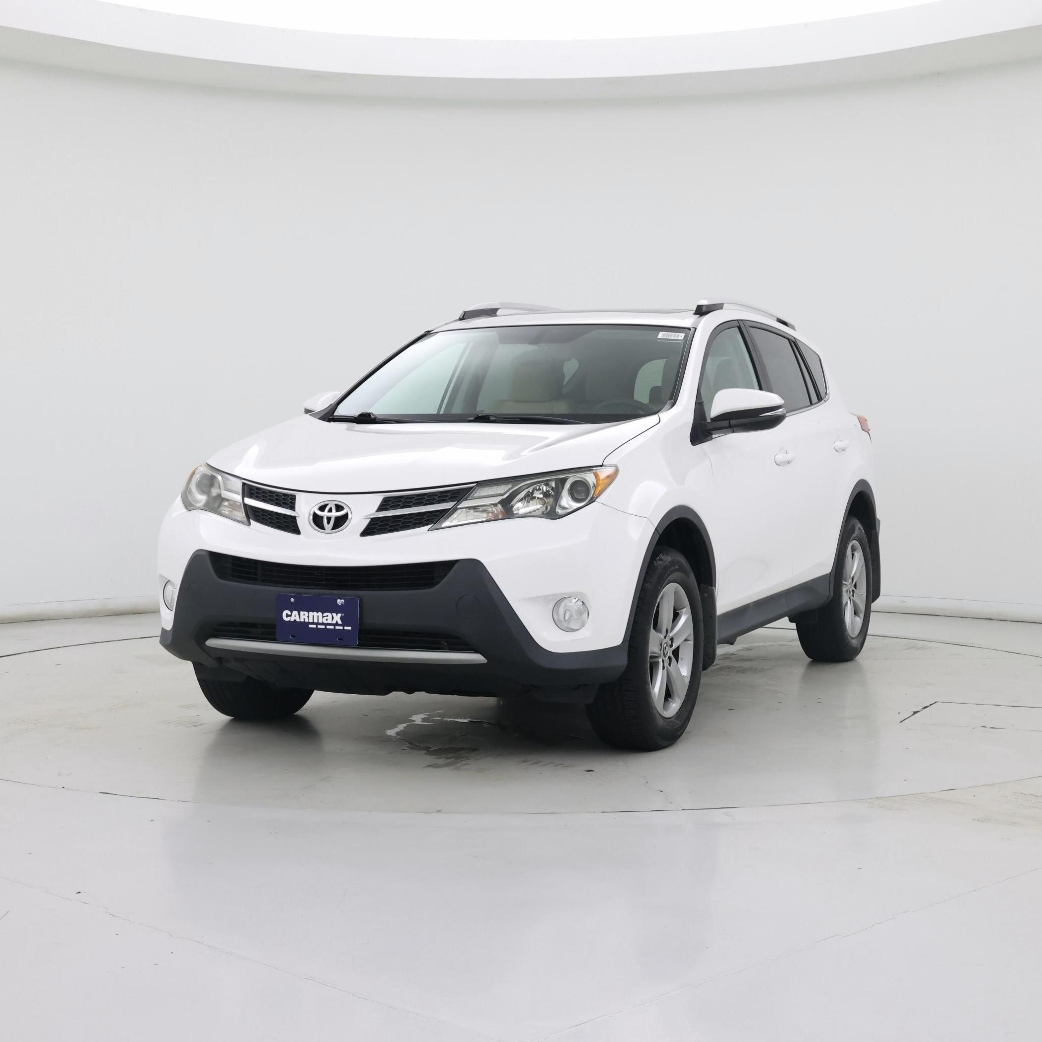 Thumbnail: 2015 Toyota RAV4 - 4