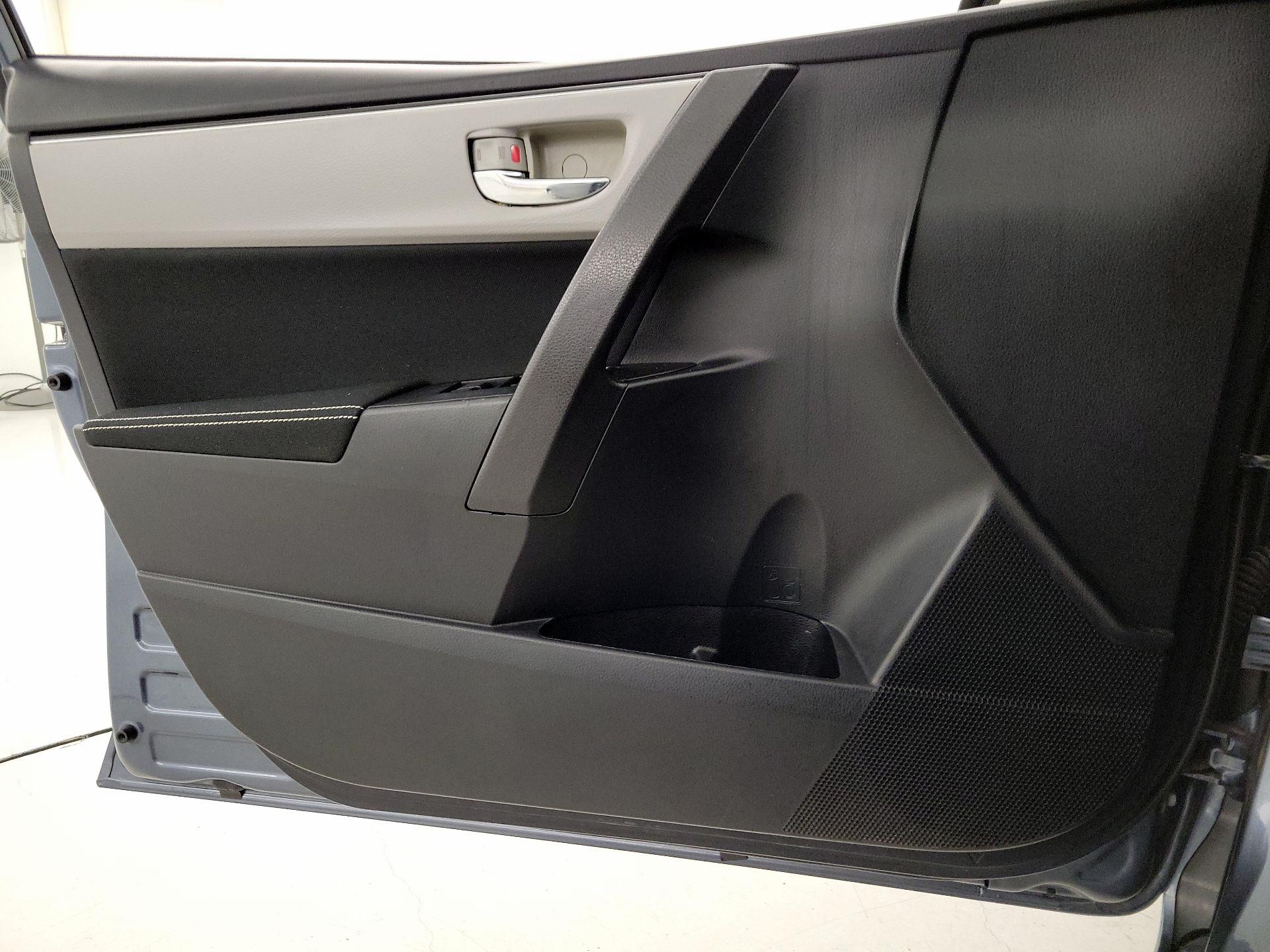 Thumbnail: 2019 Toyota Corolla - 12