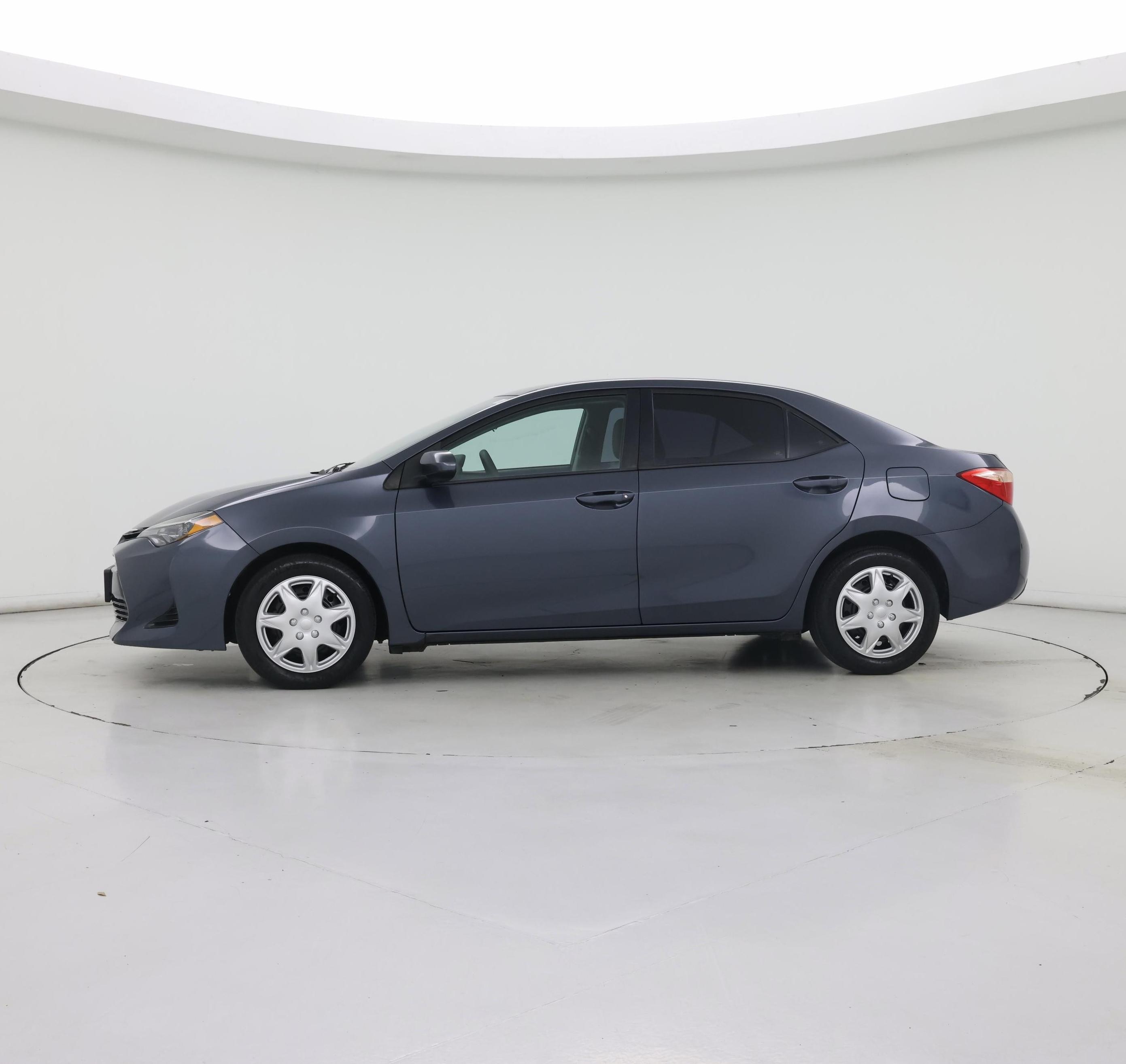 Thumbnail: 2019 Toyota Corolla - 3