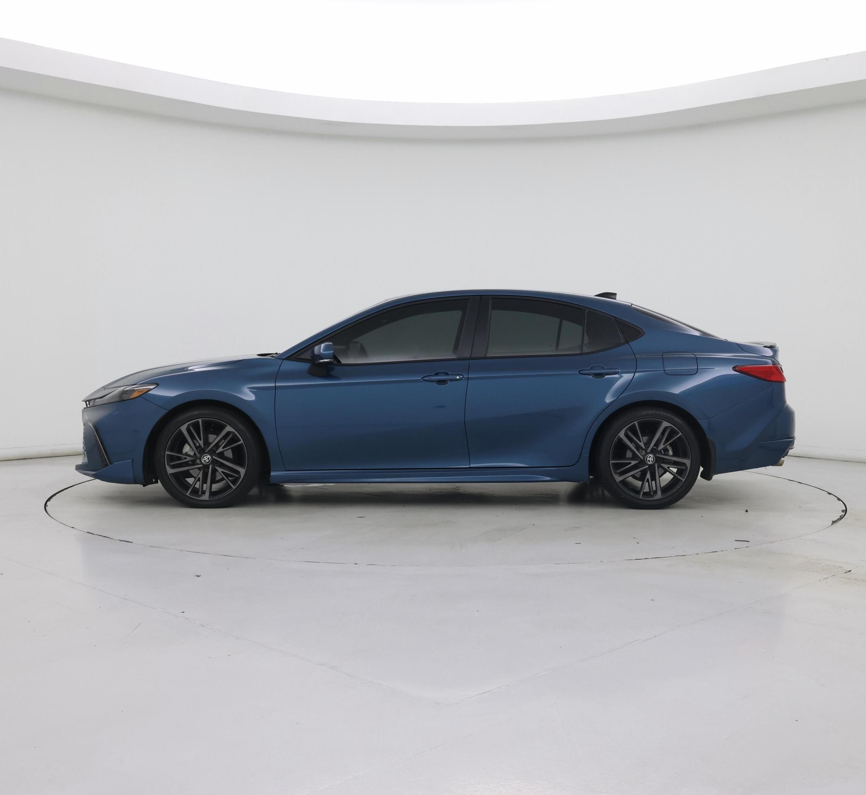 Thumbnail: 2025 Toyota Camry - 3