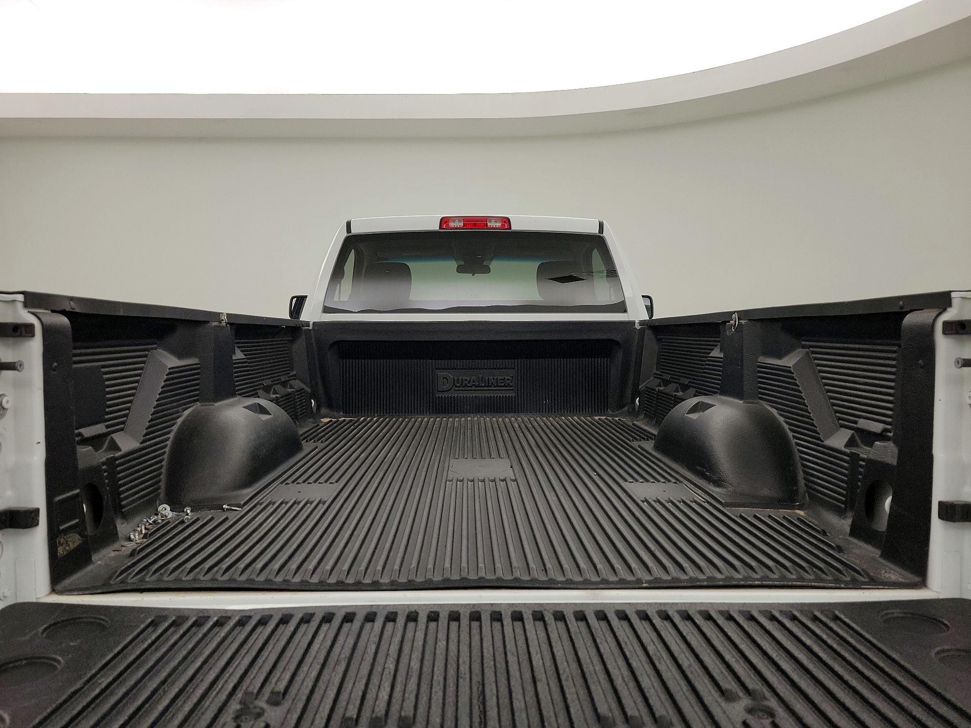 Thumbnail: 2022 RAM 1500 Classic - 18
