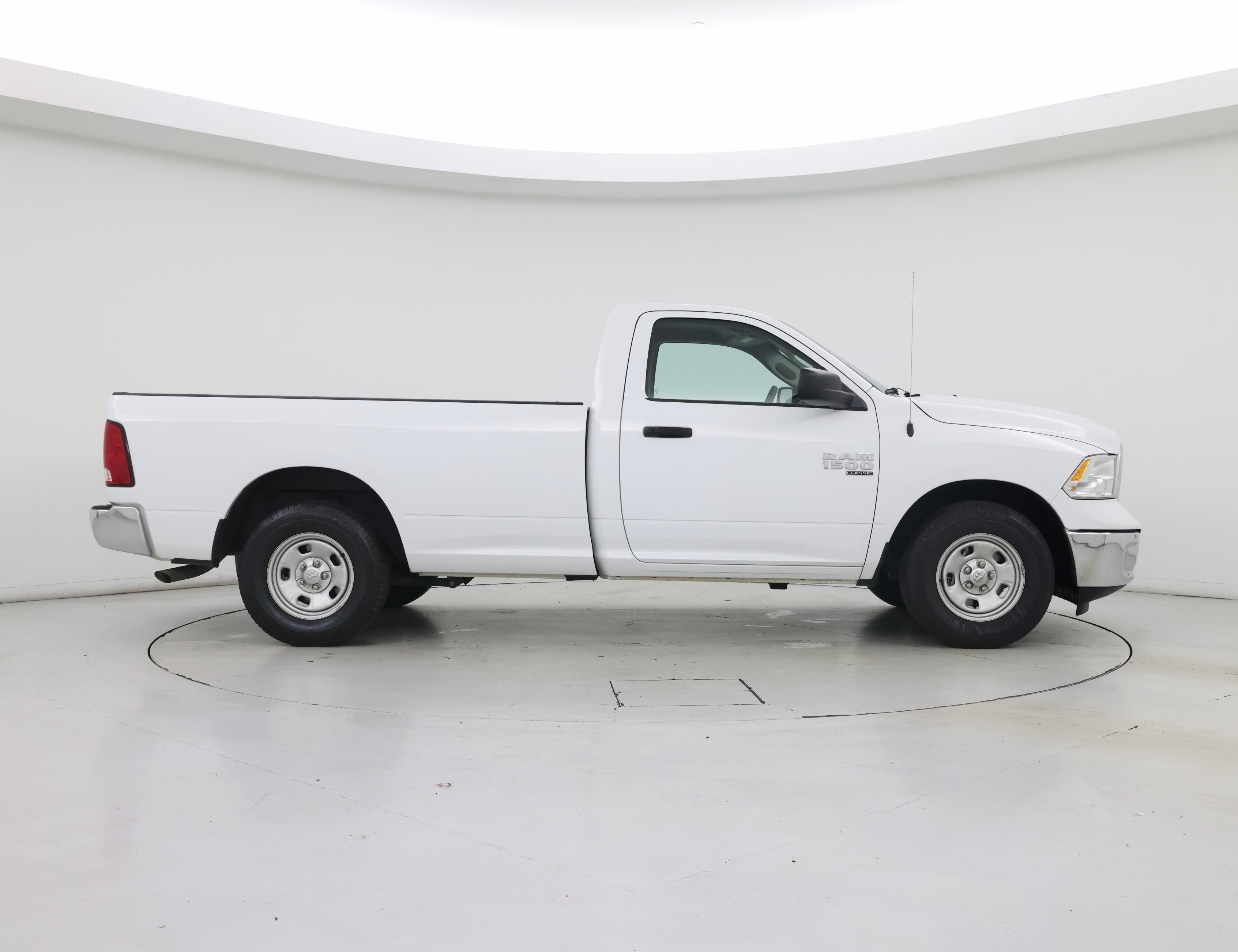 Thumbnail: 2022 RAM 1500 Classic - 7