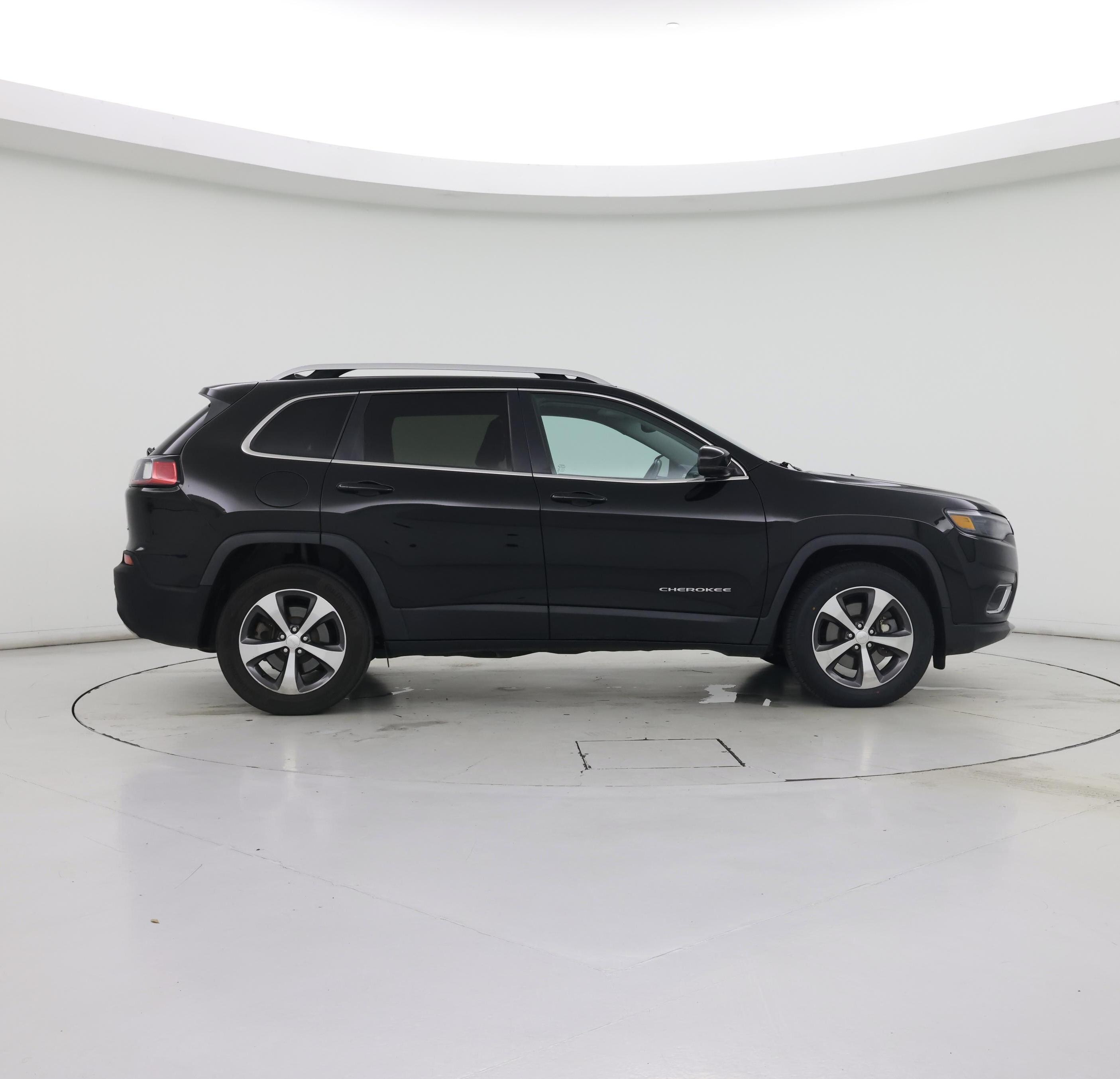Thumbnail: 2020 Jeep Cherokee - 7