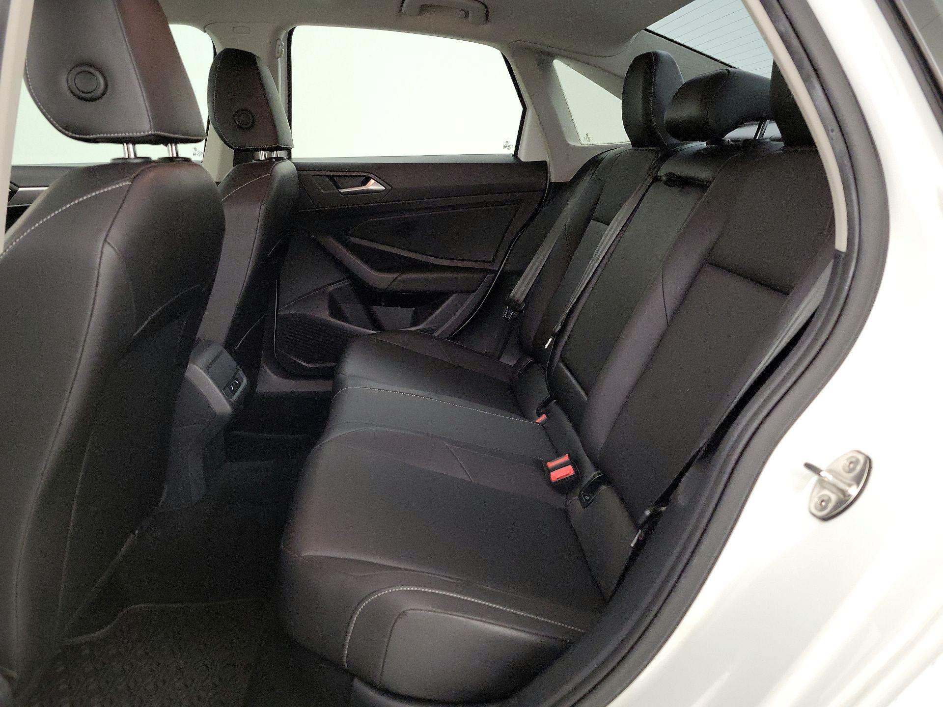 Thumbnail: 2019 Volkswagen Jetta - 19